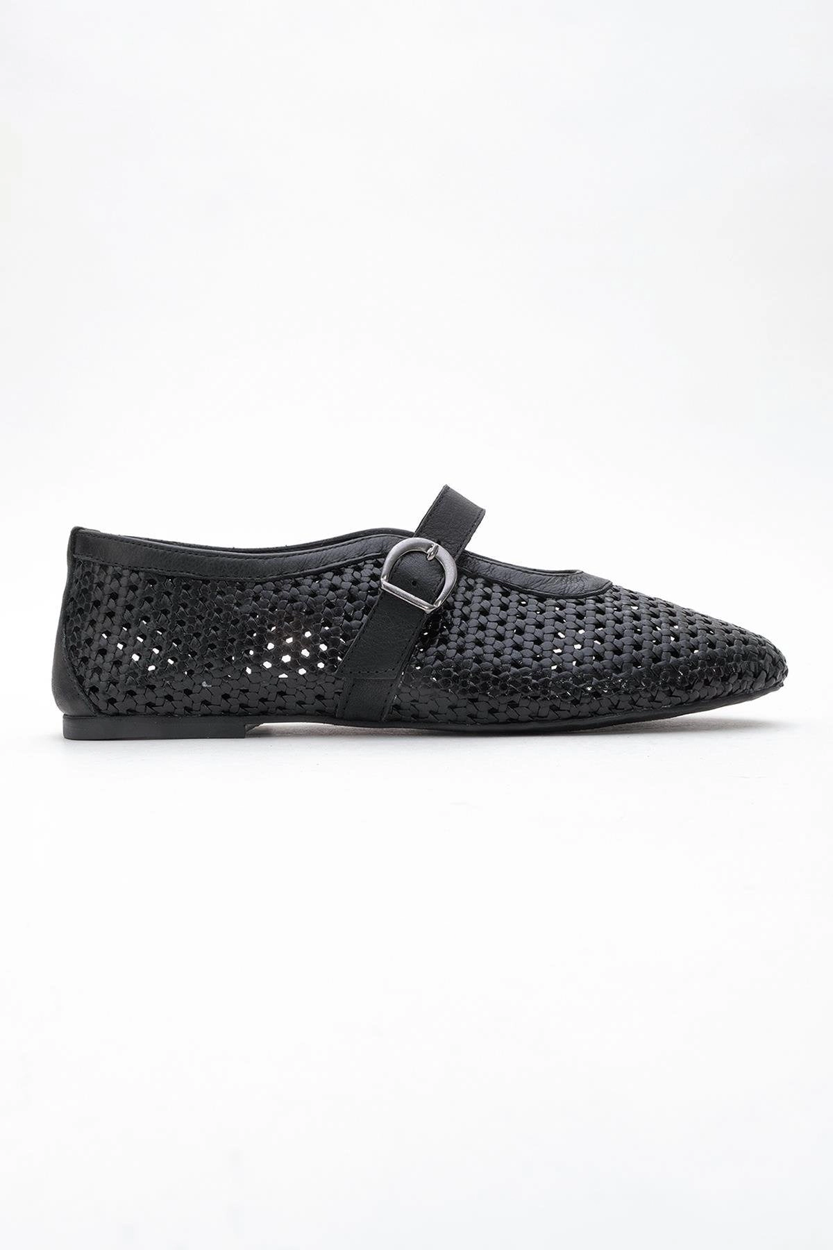 Forever & Always Womens MIRELLA Braided Leather Ballet Flats