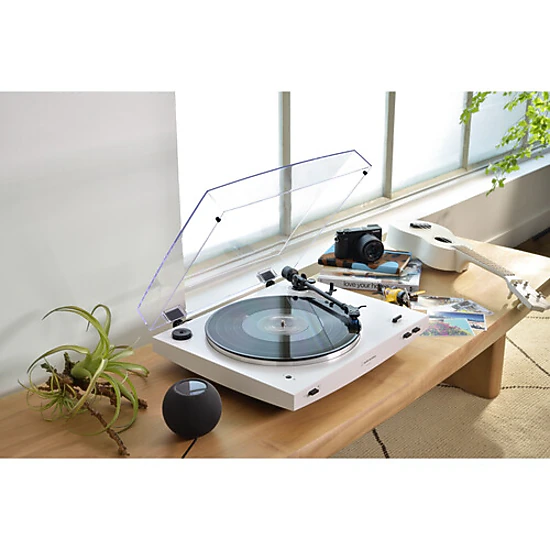 Audio-Technica AT-LP60X-BW Fully Automatic Belt-Drive Bluetooth Turntable