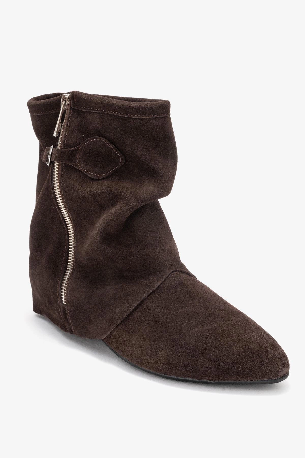 Forever & Always Womens Noar Leather Zip Boots