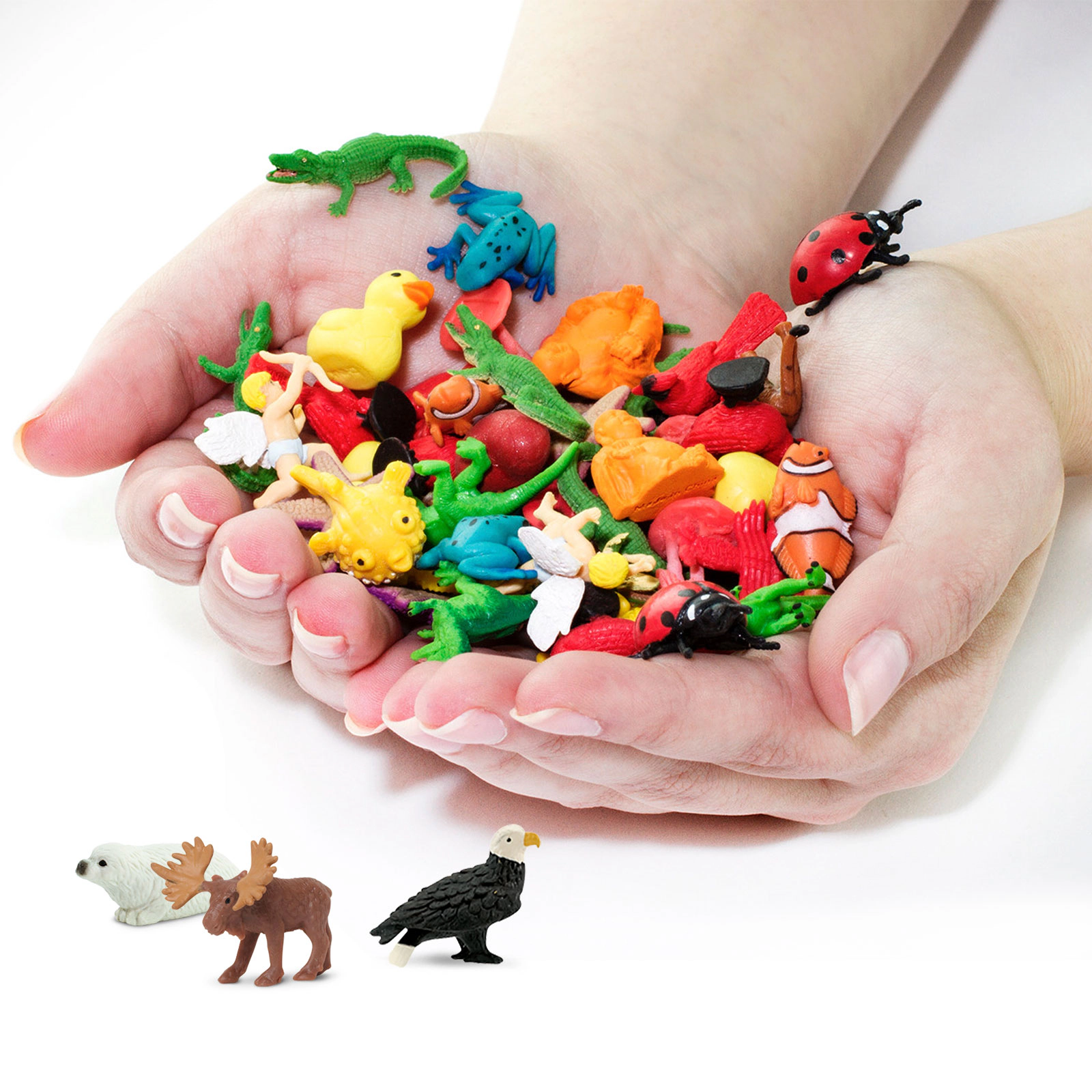 Safari Ltd. - Mini Arctic Animals Fun Pack - 8 Mini Toy Figurines for Kids