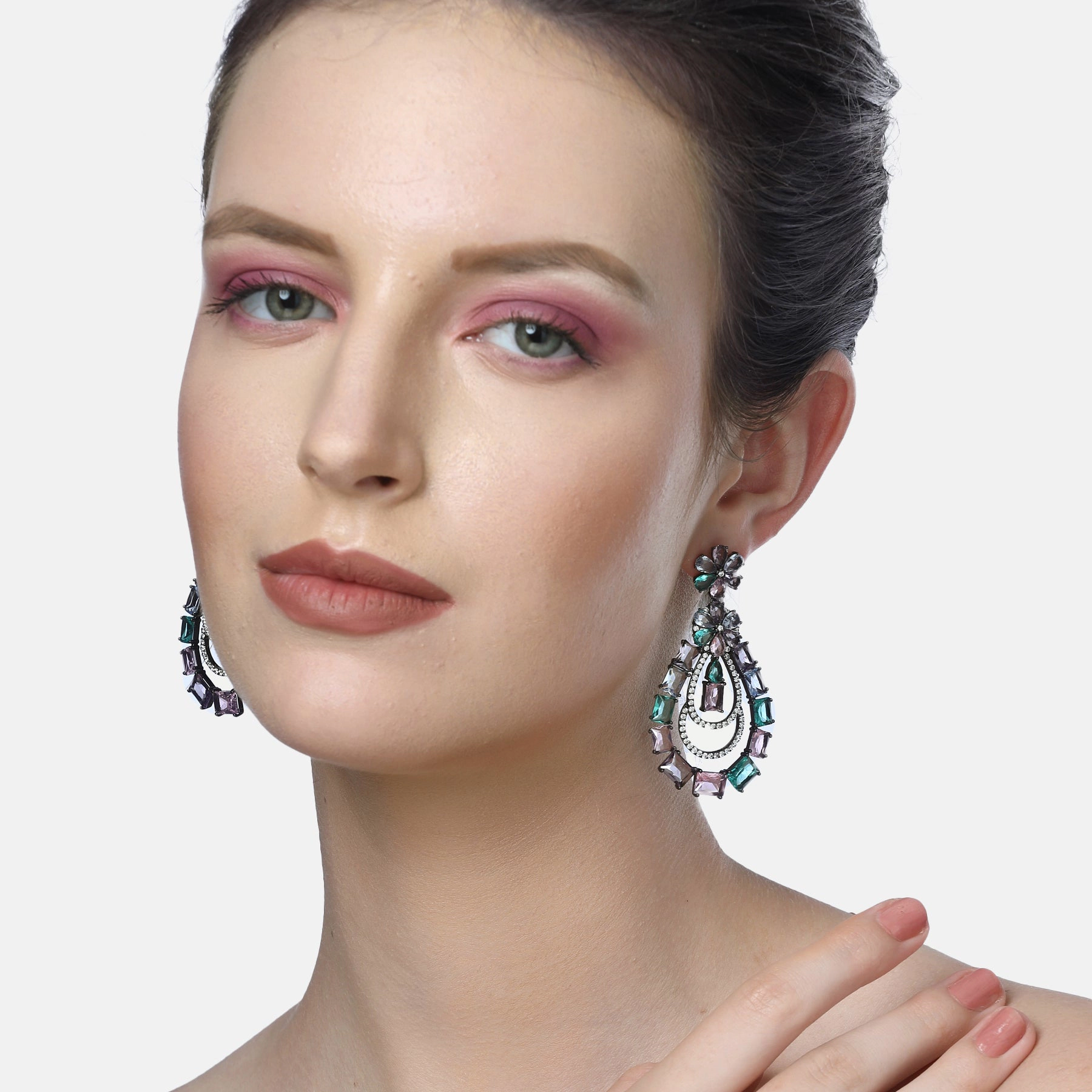 AGP PARIS Womens Diva Luxury Pendant Drop Earrings