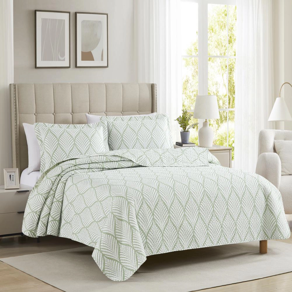 RT Designers Collection Bonaire Dillon 3 Piece s Lighteright Pinsonic Quilt Set