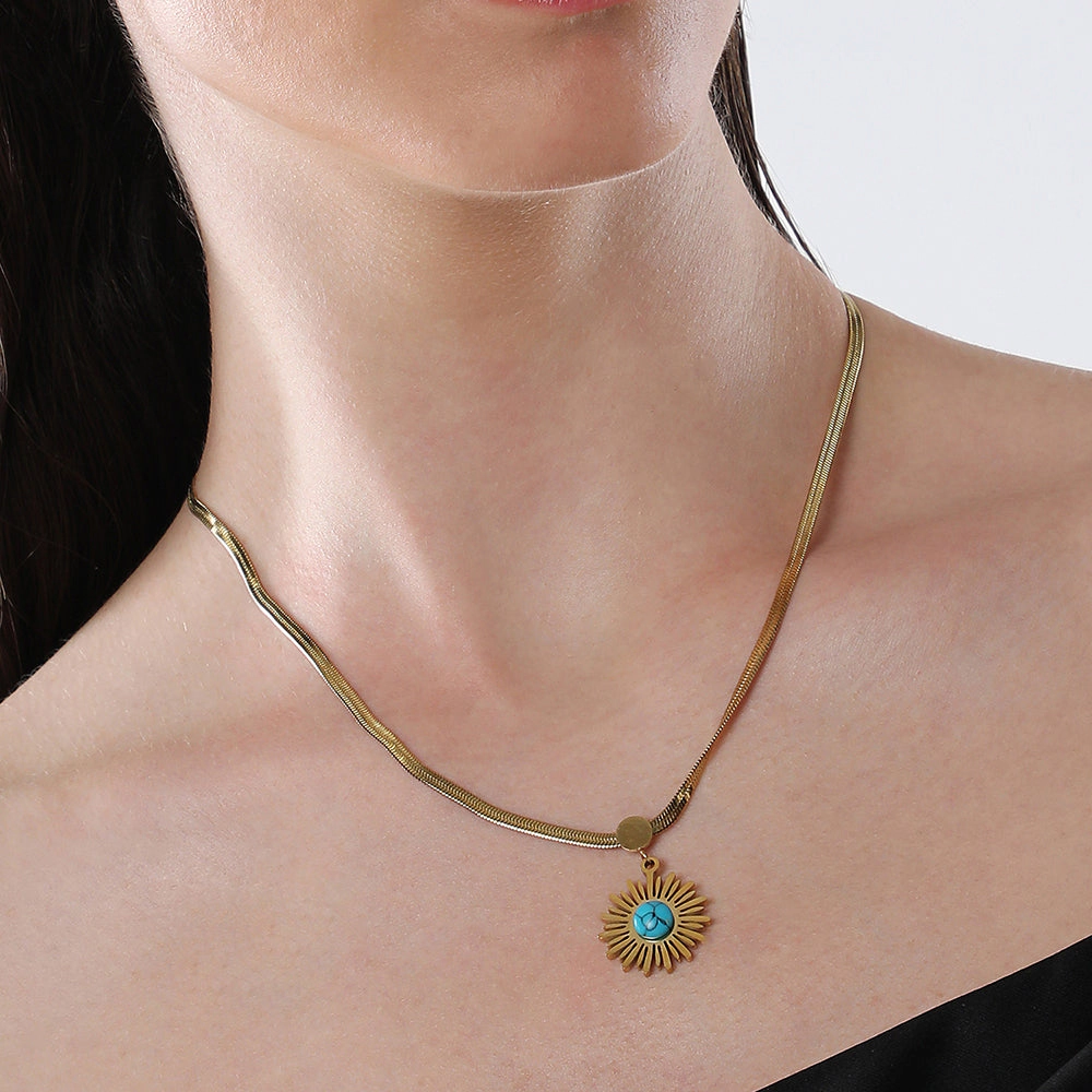 SOHI Women's California Gold the Soleil Pendant Necklace
