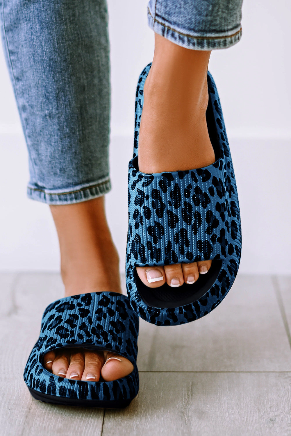 Threaded Pear Bellamy Sole Slip On Slippers