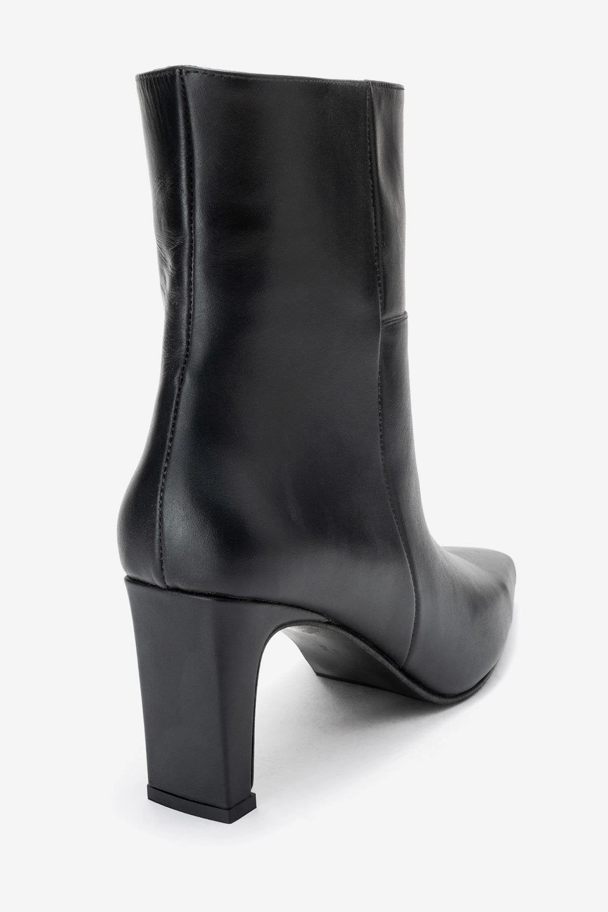 Forever & Always Womens Kyoto Leather Block Heel Boots