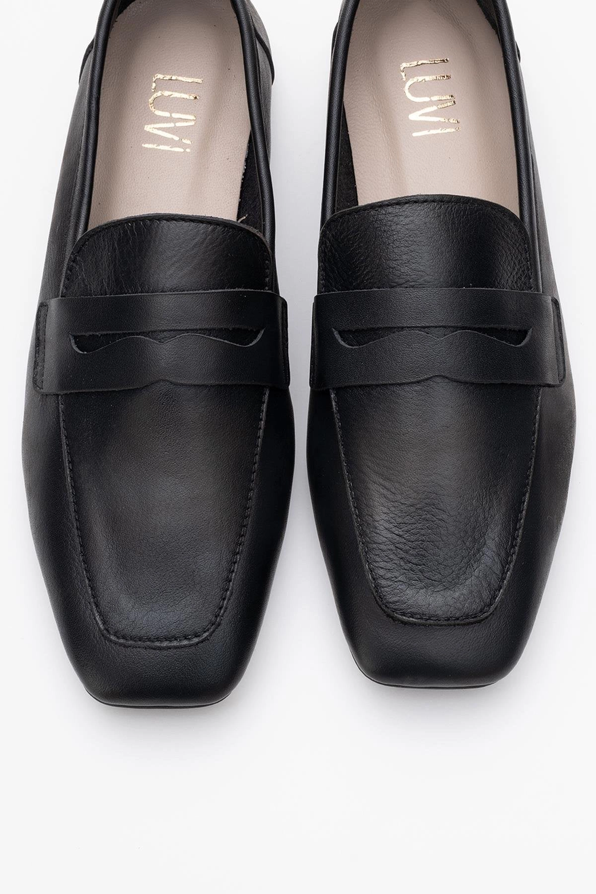 Forever & Always Womens Morne Leather Loafers