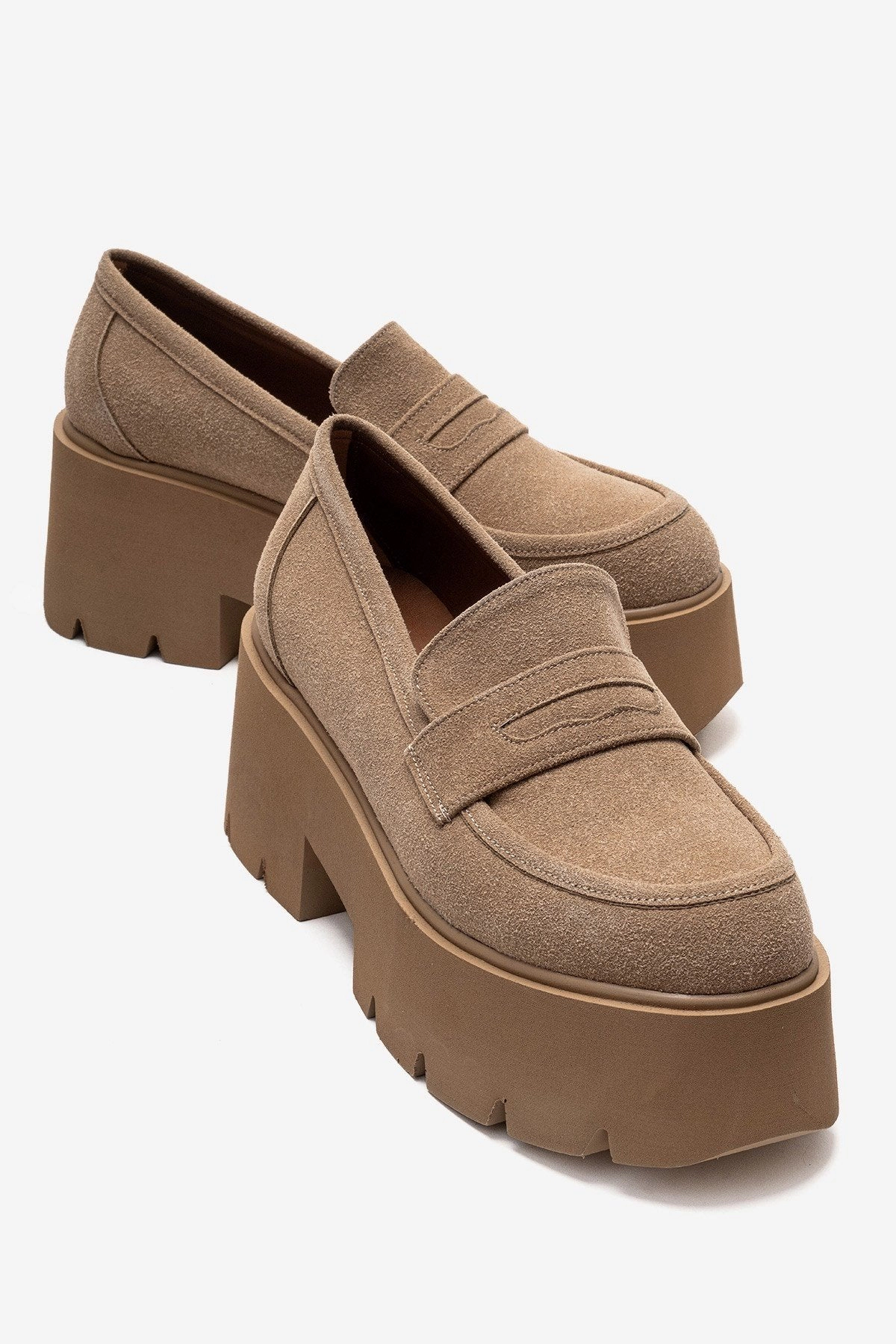 Prologue Shoes Womens Santia Chunky Platform Loafer