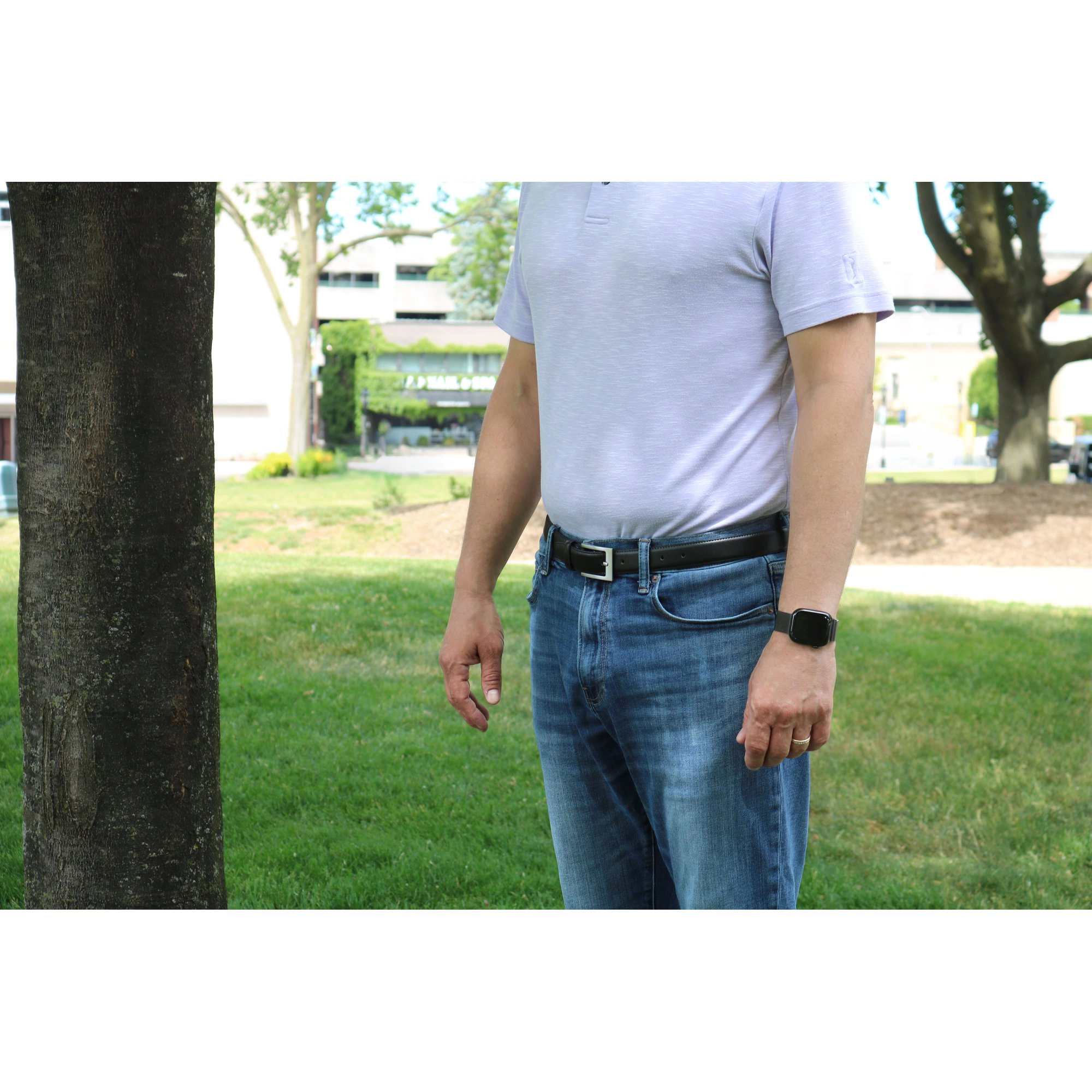 CTM Men's Leather 1 1/8 Inch Basic Dress Belt with Silver Buckle