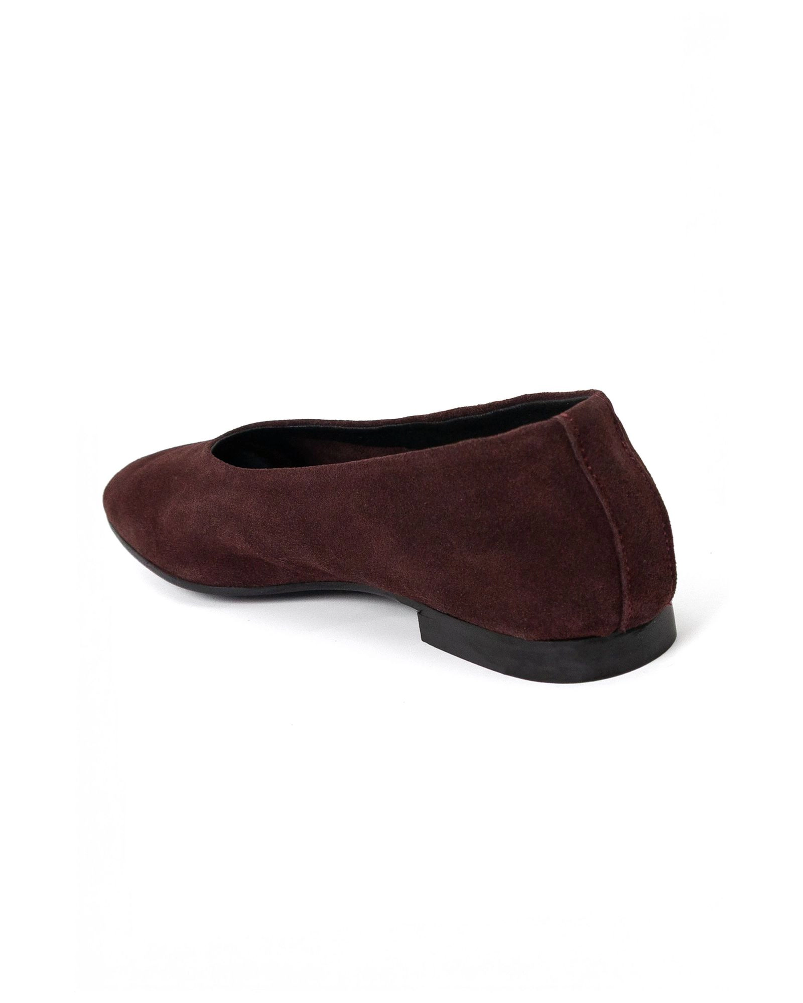 Menina Step Womens Lucrecia Suede Ballet Flat