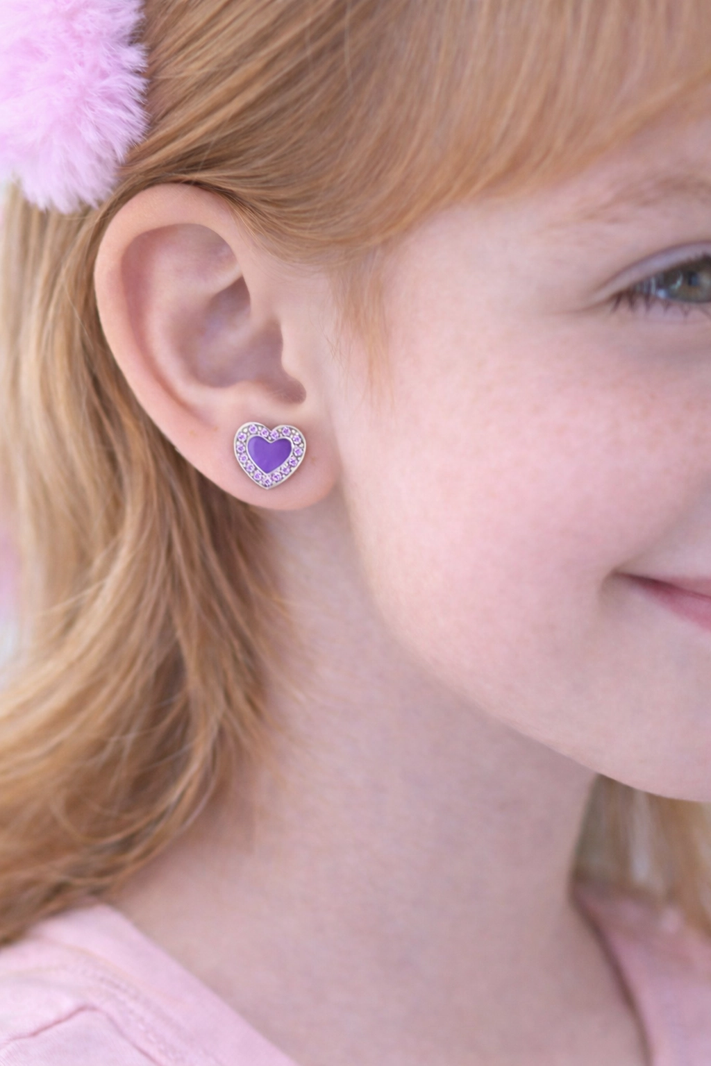 CHANTEUR Kids Heart Stud Earrings - Hypoallergenic Surgical Titanium Screwback, Silver-Plated with Purple Cubic Zirconia