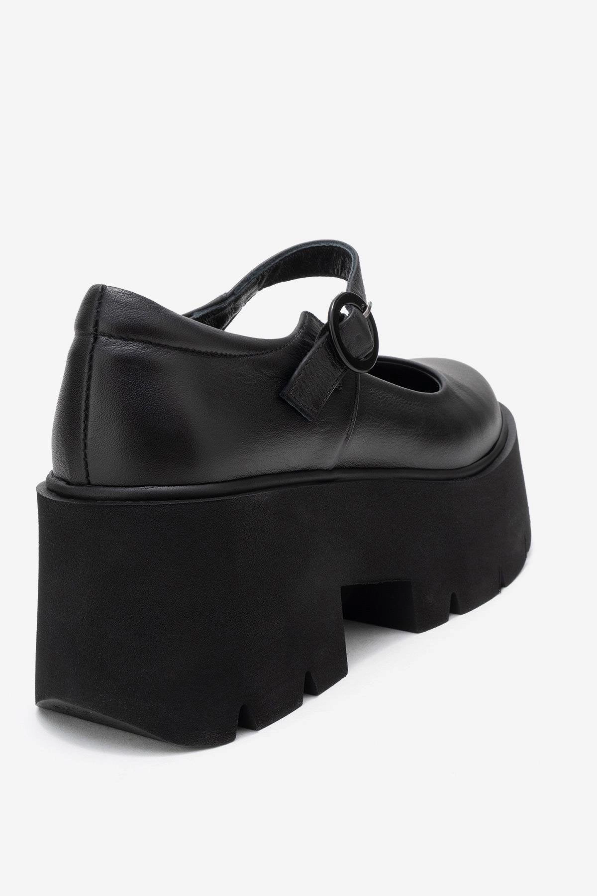 Forever & Always Womens Orina Leather Platform Mary Jane Shoe