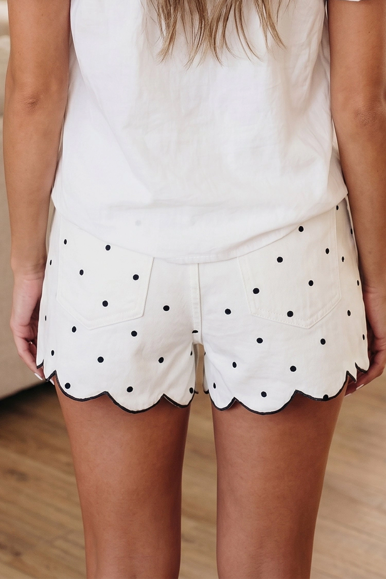 Threaded Pear Womens Elise Embroidered Scallop Hem Shorts