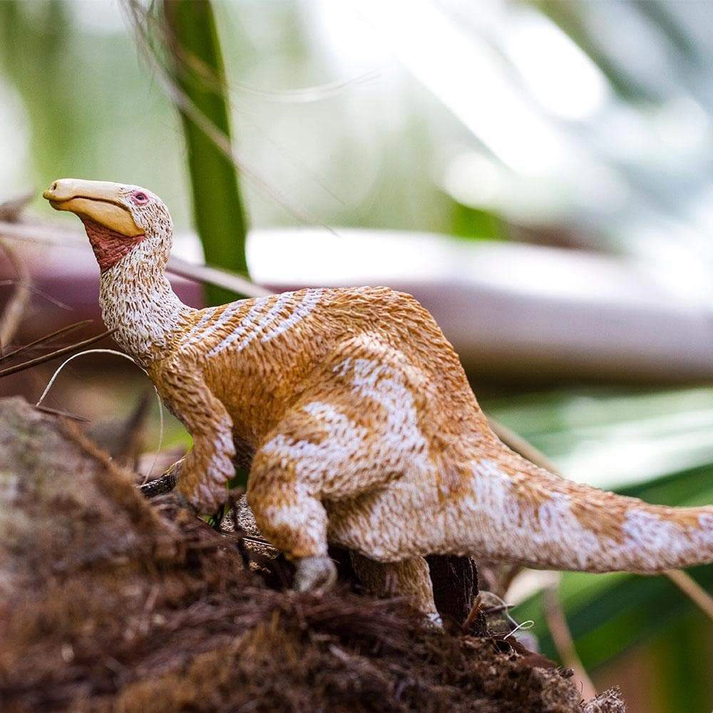 Safari Ltd. - Deinocheirus Kids Prehistoric/Dinosaur Toy Figure