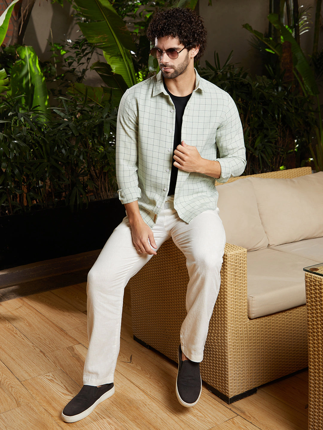 Campus Sutra Men's Graph Check Shirt