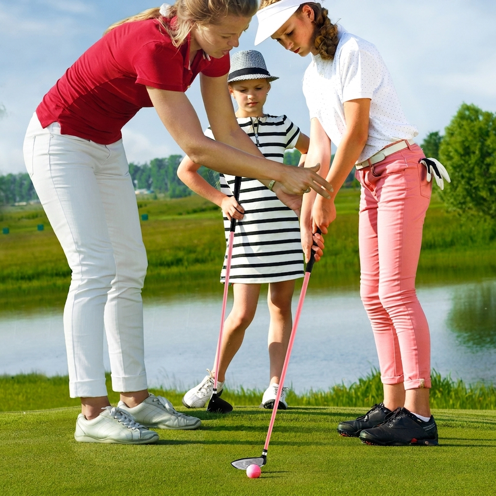 38-in Junior 3 Fairway Wood Golf Club Kids Ages 11-14 165cc Aluminum Head 15-Degree Loft Fiberglass Shaft Pink