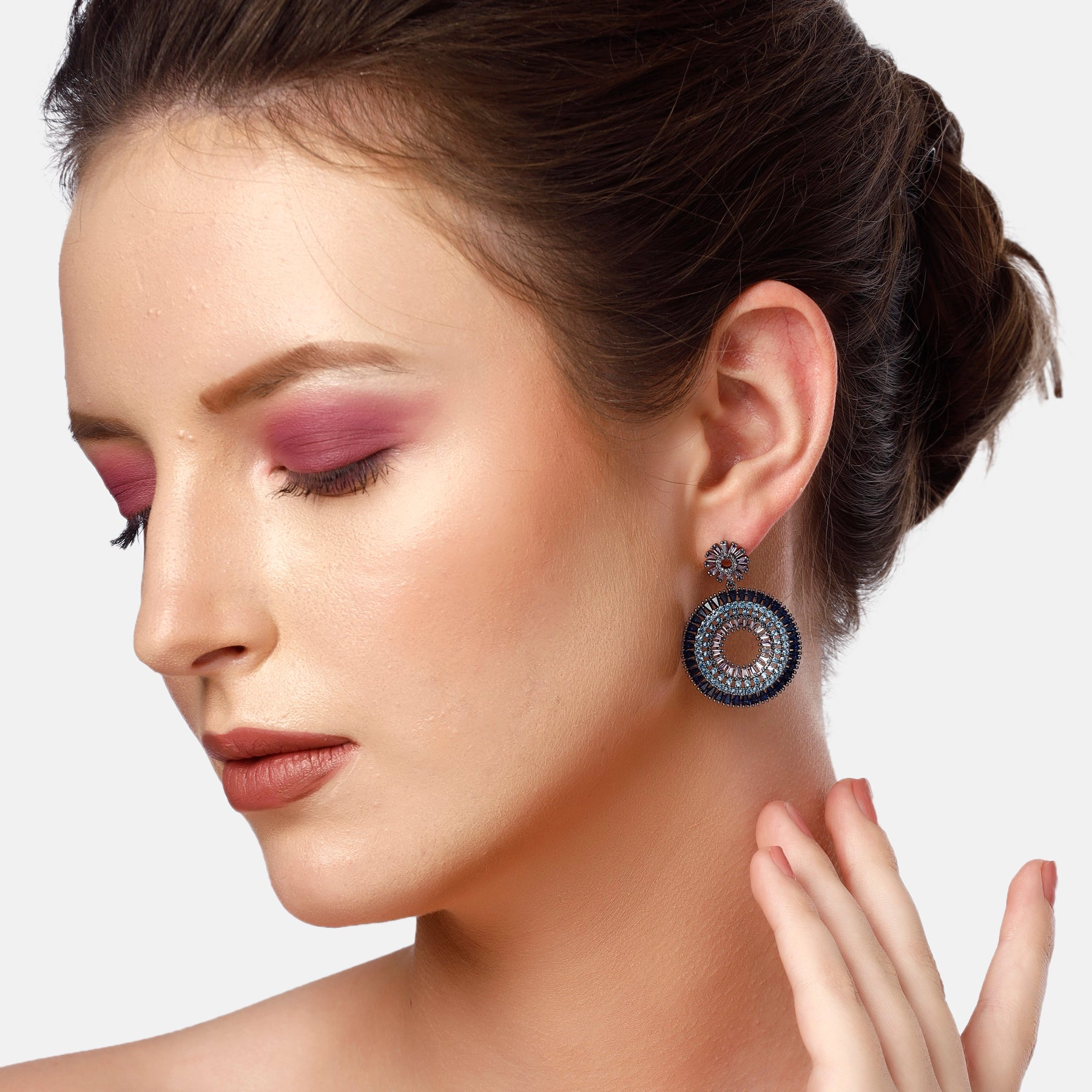 AGP PARIS Womens Diva Floral Round Drop Earrings