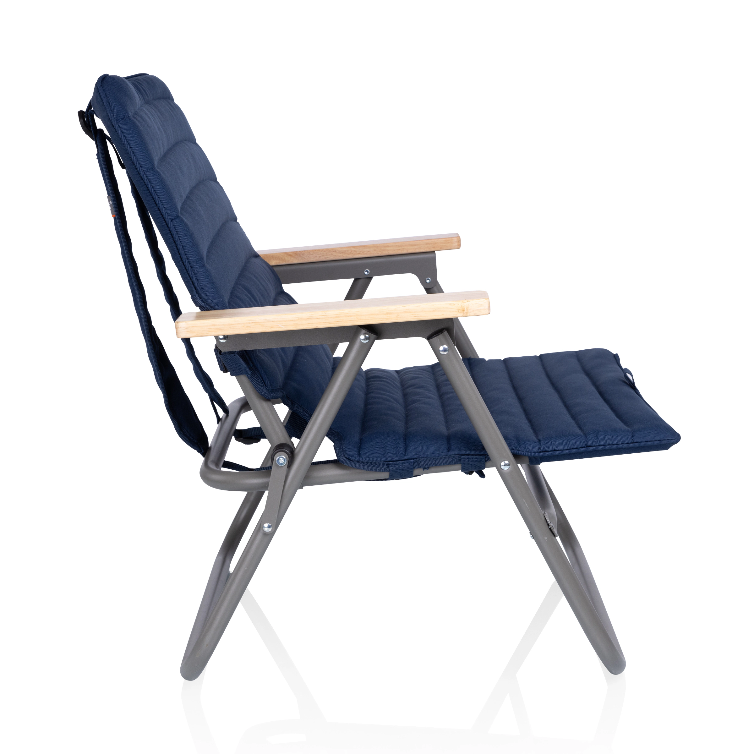 ONIVA Descanso Padded Beach Chair