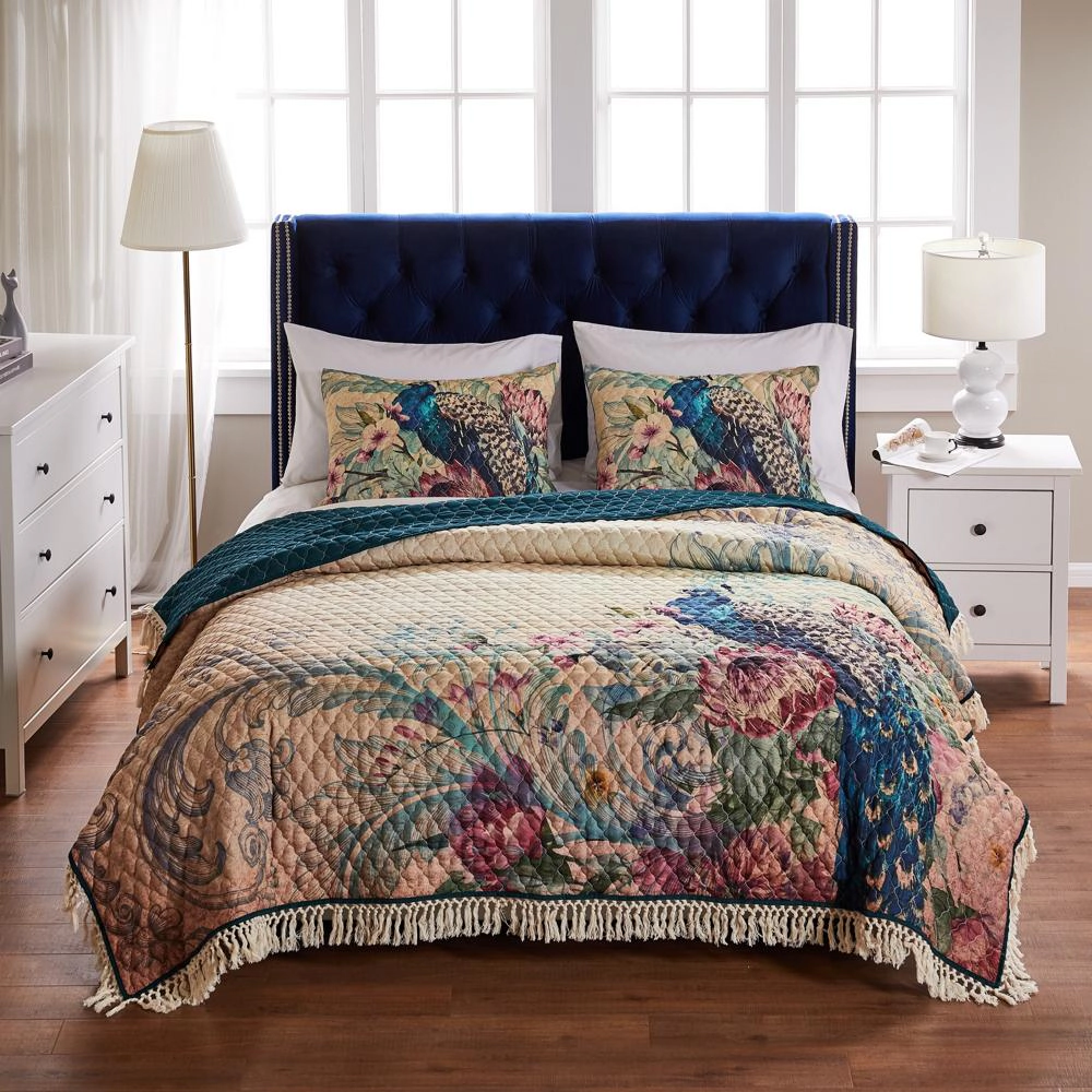 Barefoot Bungalow Eden Peacock Quilt Coverlet Ultra Soft Microfiber Hypoallergenic Bedding Set 2 PC Twin/Twin XL Ecru