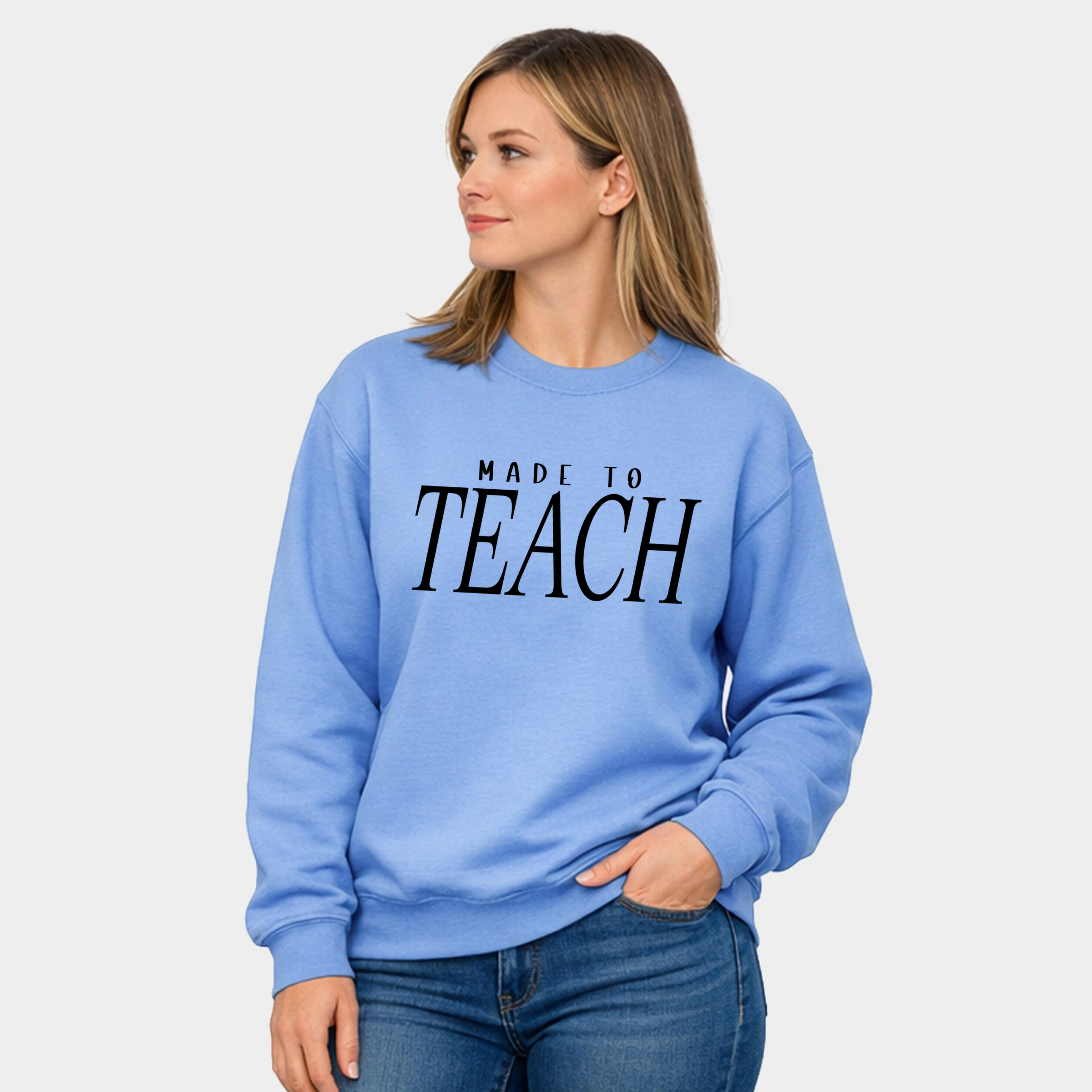 Simply Sage Market - Made To Teach Italic  Women's Graphic Sweatshirt