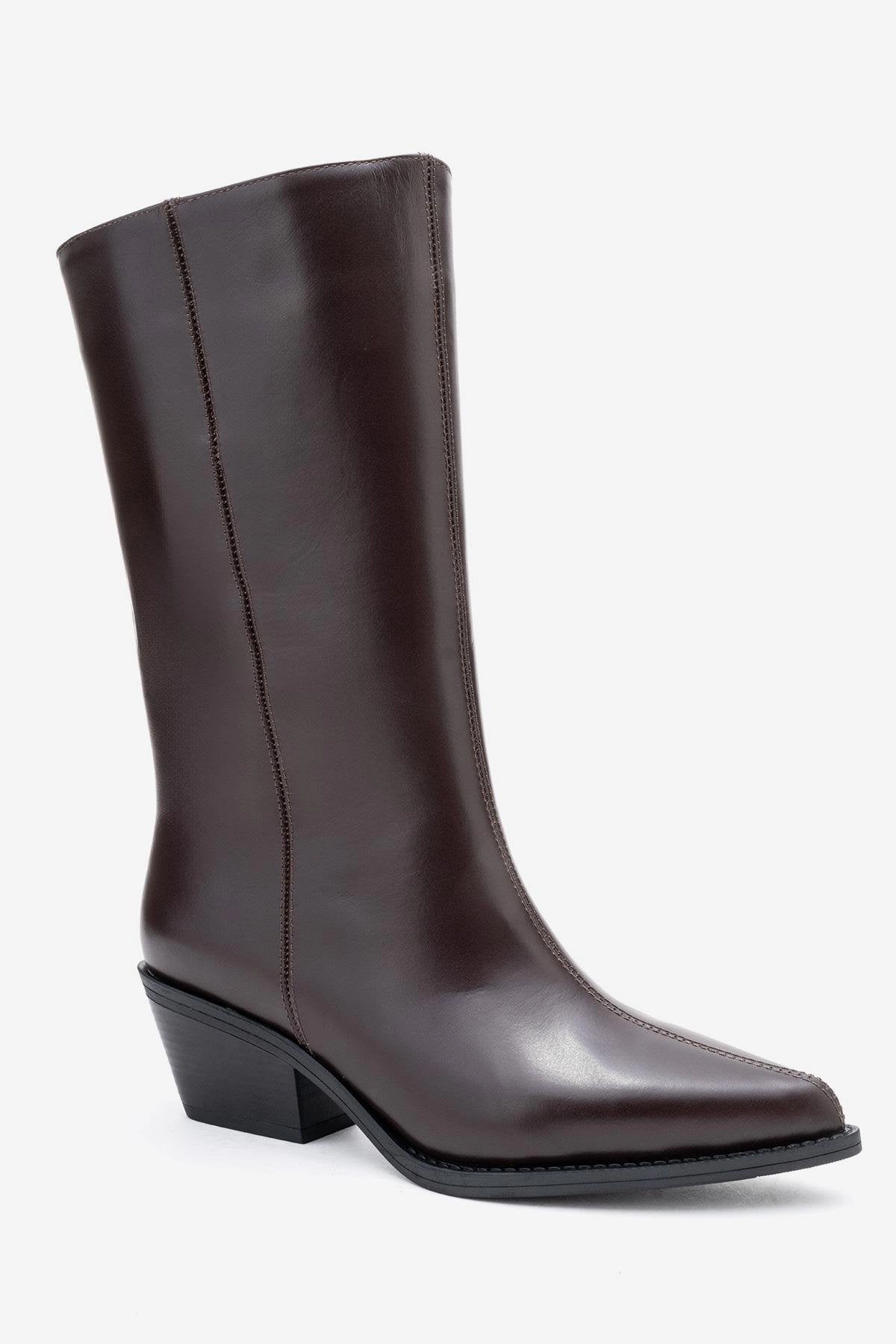 Forever & Always Womens Juana Leather Pointed Toe Boot