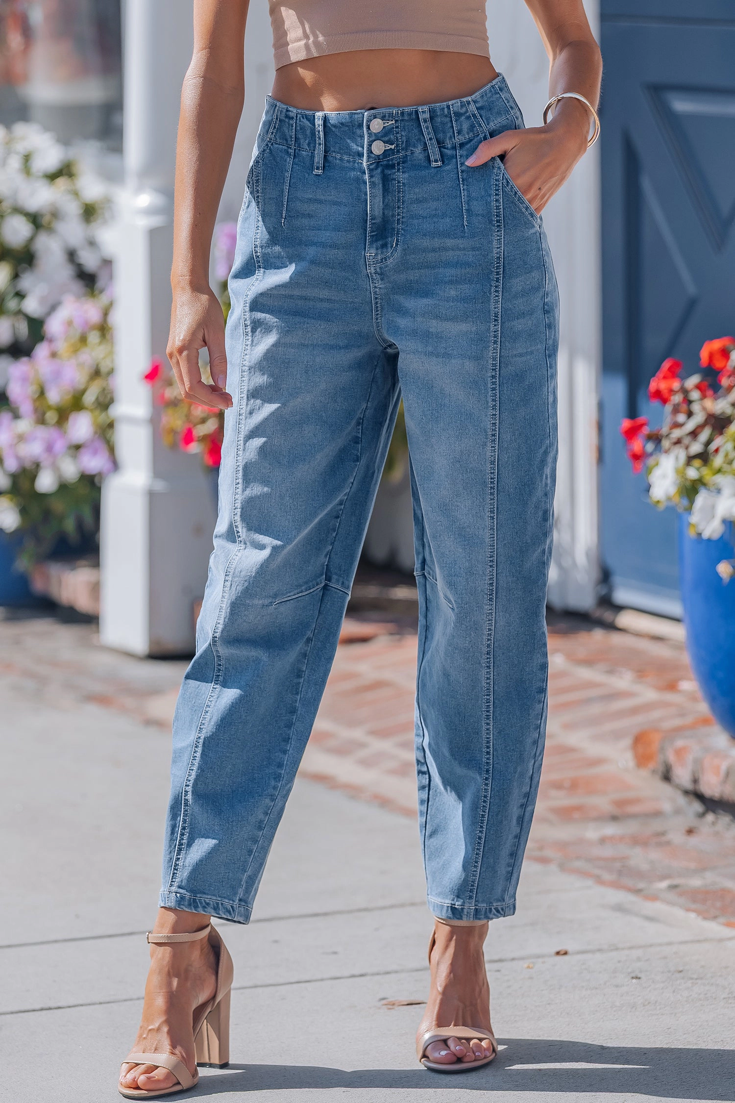 Threaded Pear Womens Hana Wash Cuffed Barrel Jeans - Mid Rise Sky Blue