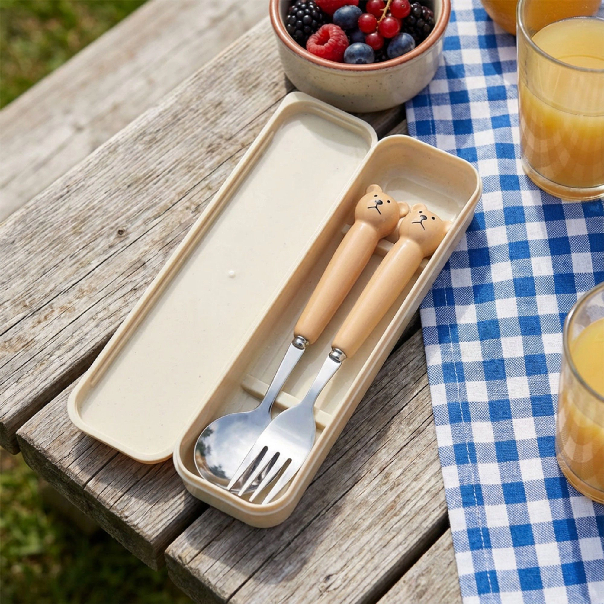 Alilang Women Portable Spoon and Fork Set with Storage Case Cute Character Handle Reusable Tableware