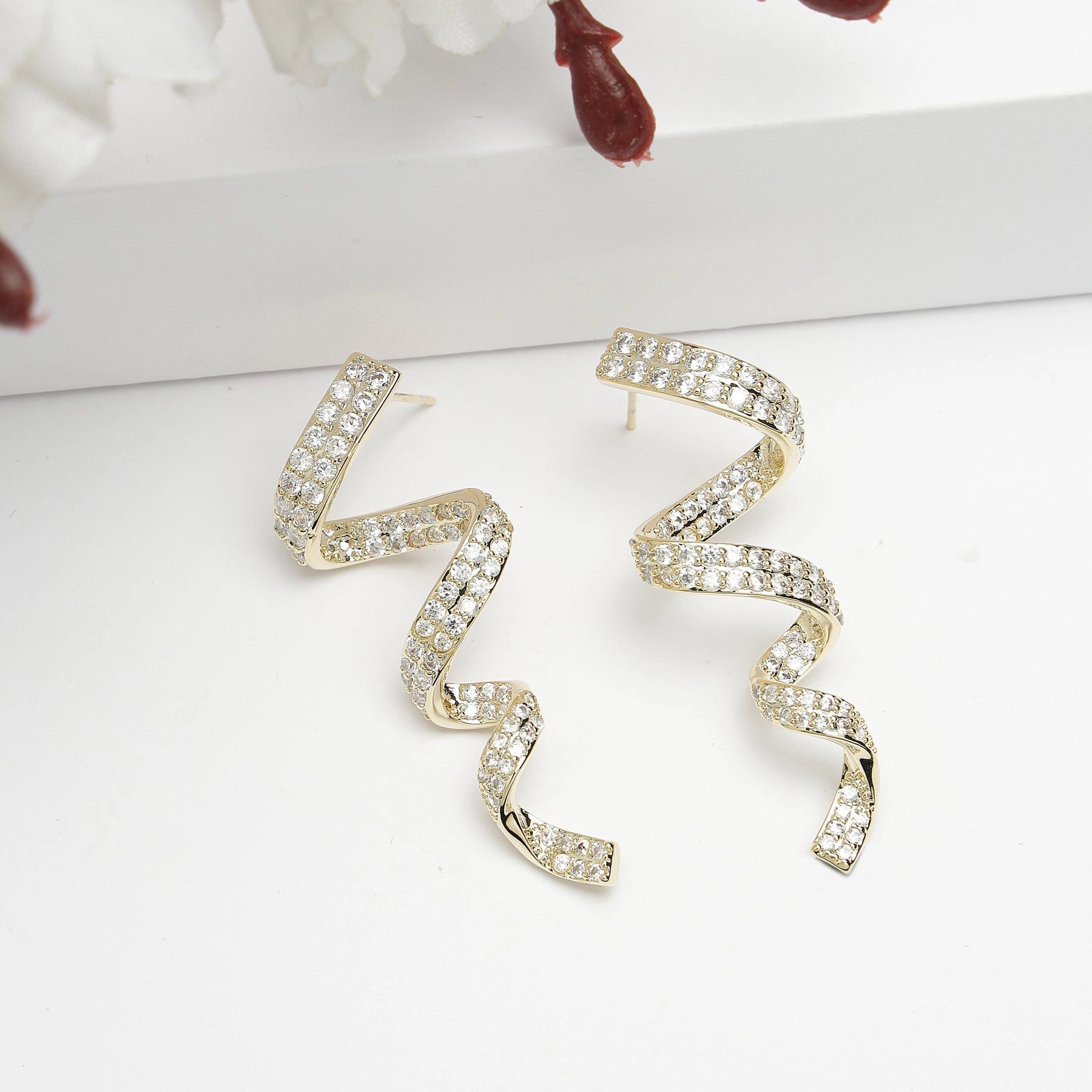 AGP PARIS Womens Diva Spiral Drop Earrings