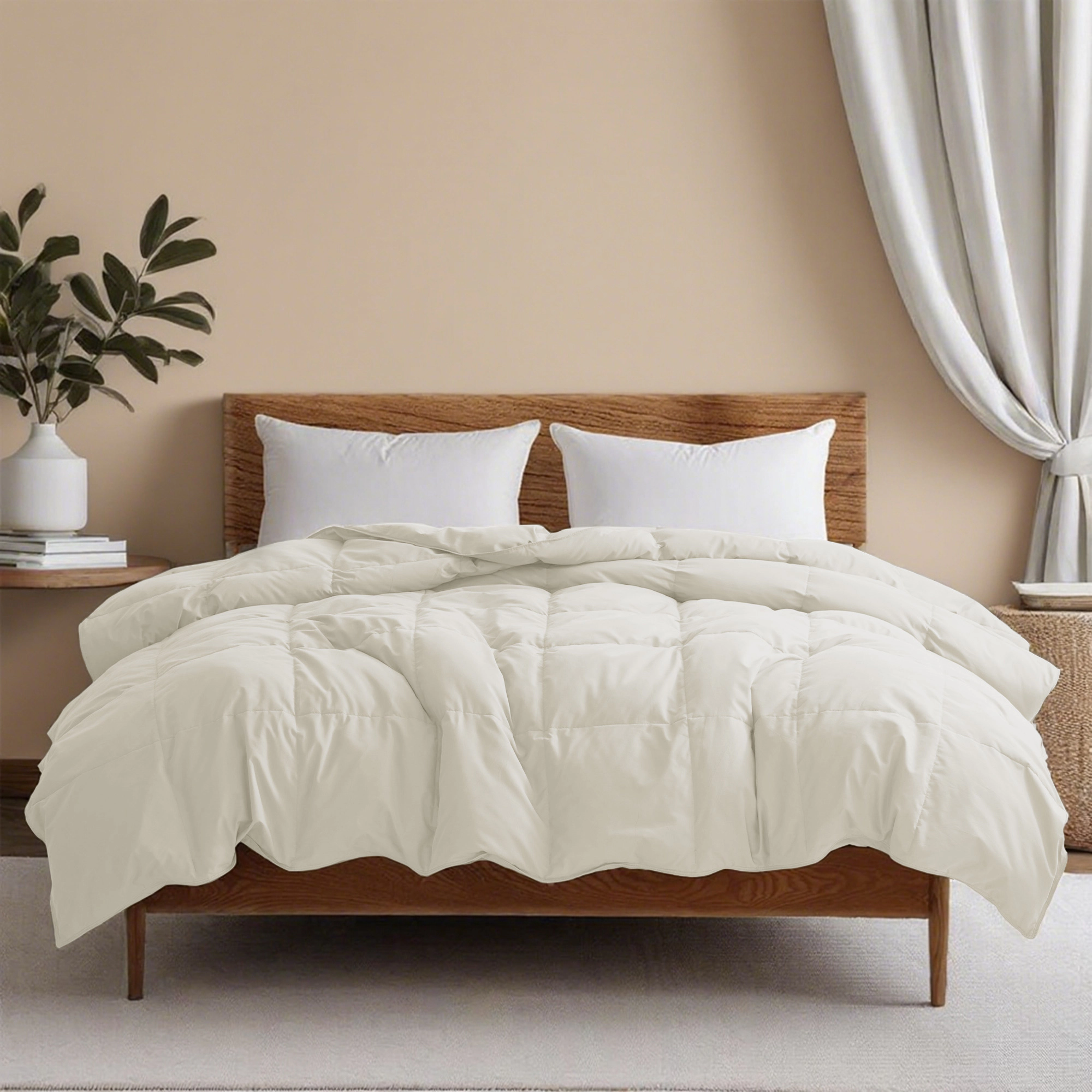 Unikome Luxury All-Season White Goose Down Feather Fiber Comforter - Medium Weight & Fluffy Duvet