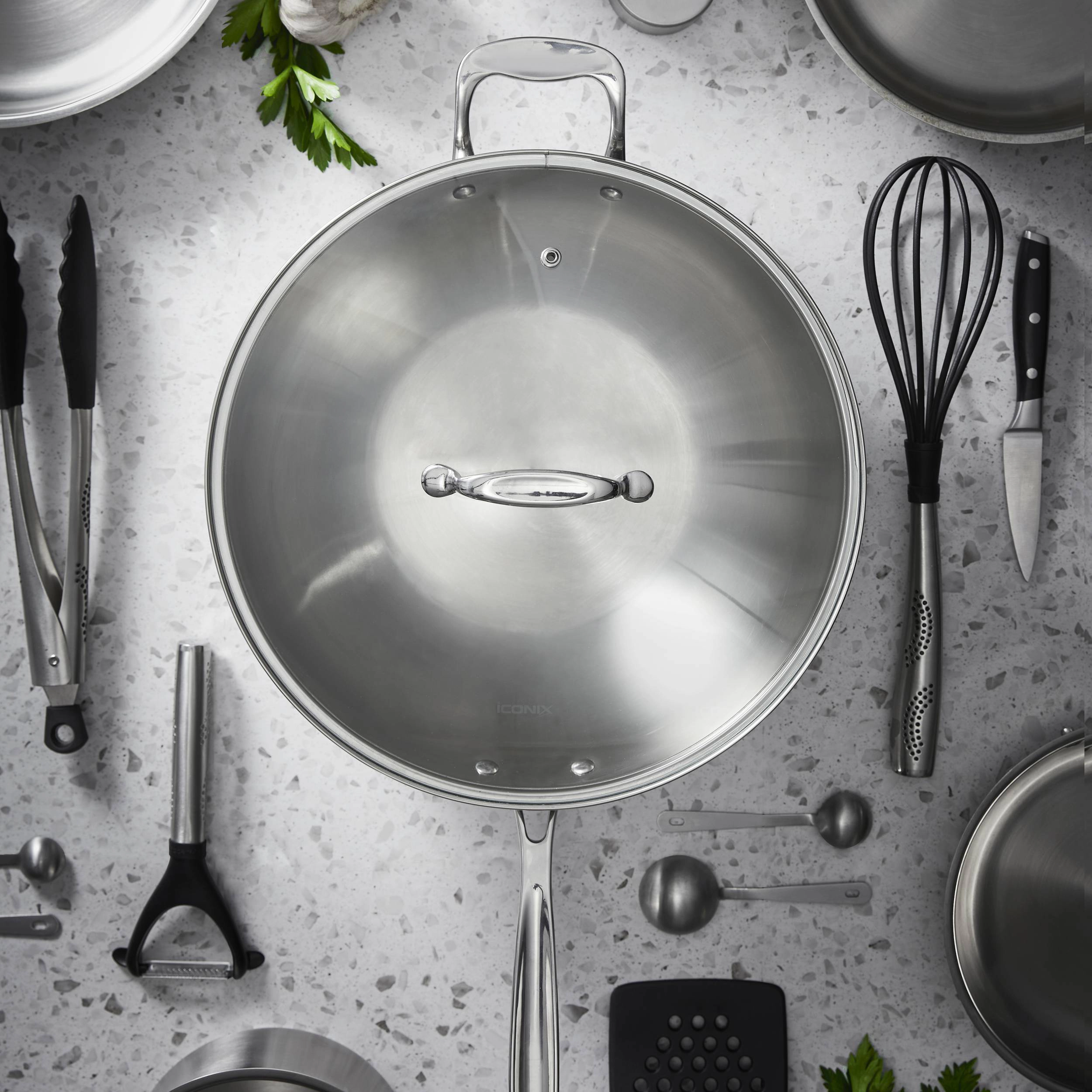 Cuisine::pro® iconiX® Wok With Lid 12.5"