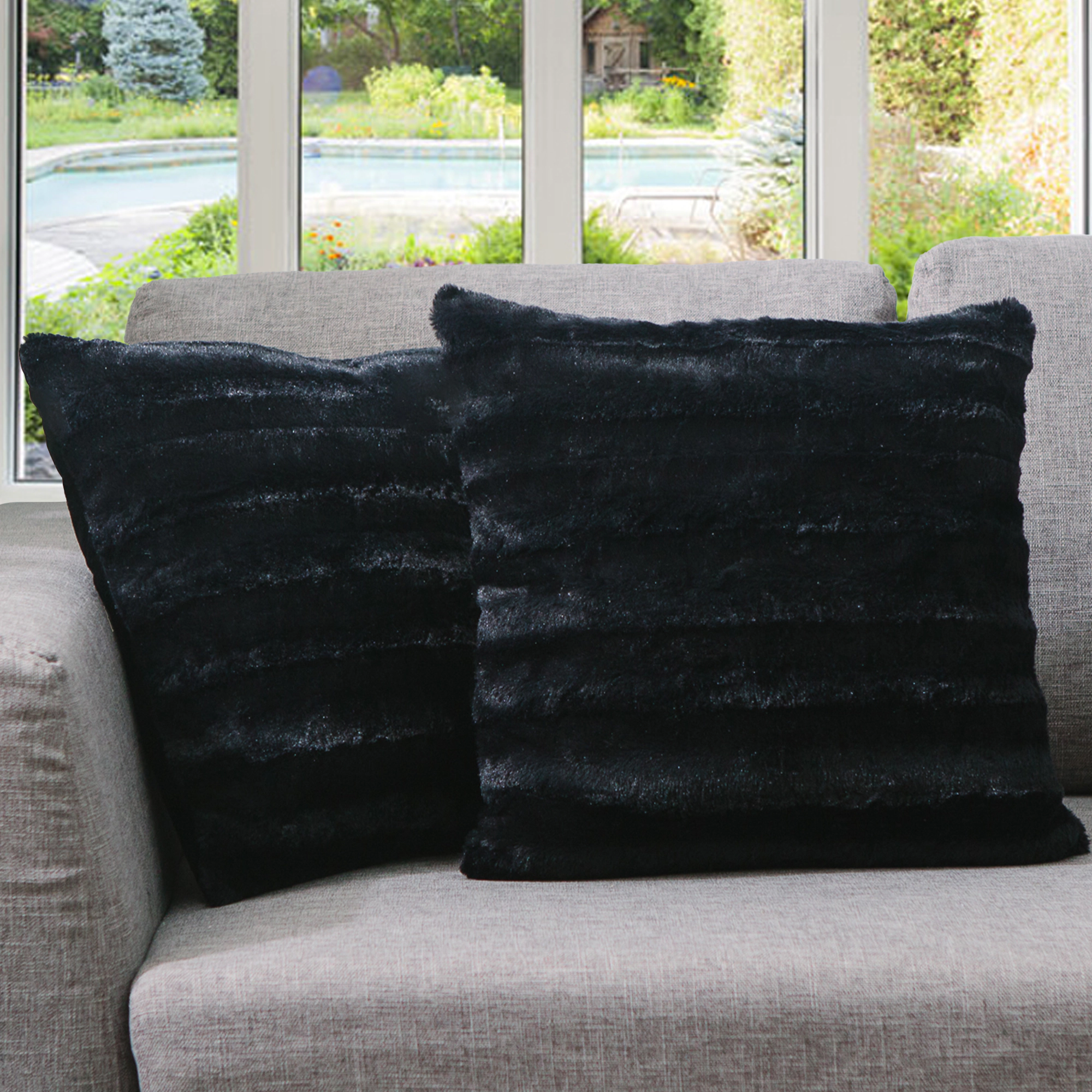 Cheer Collection 2 Pack 20 x Inch Reversible Faux Fur and Microplush Decorative Throw Pillows with Inserts