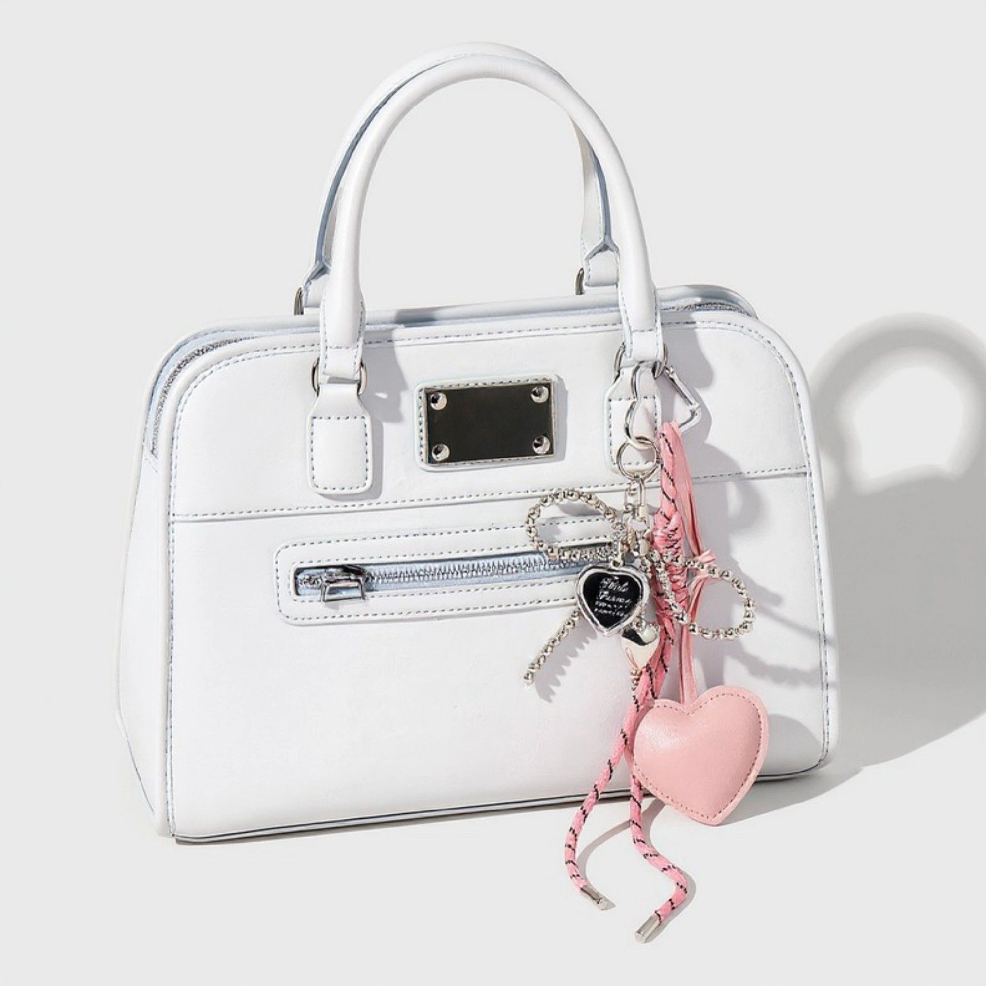 Alilang Women's Heart Charm Keychain with Silver Chain Details Bow Accent