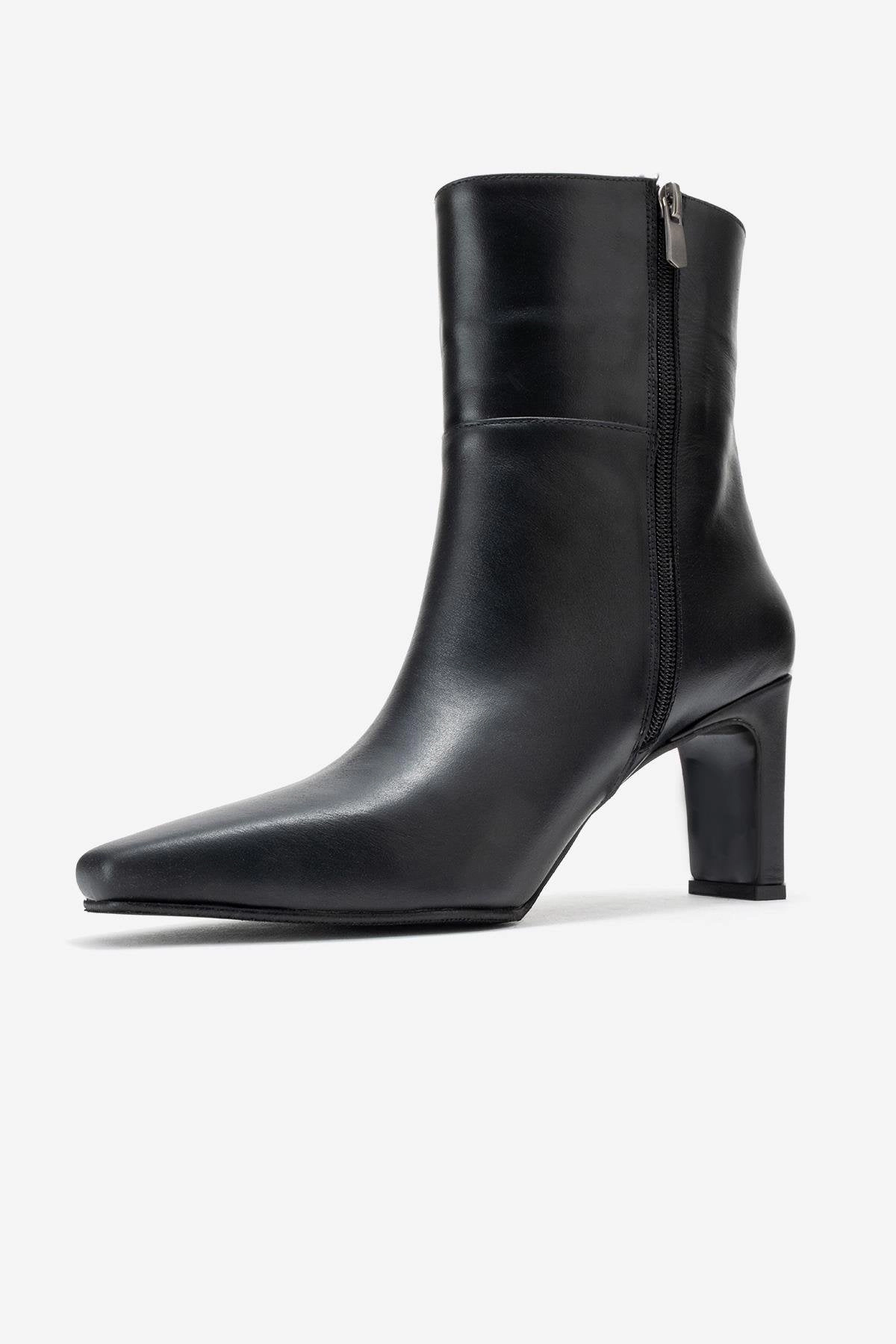 Forever & Always Womens Kyoto Leather Block Heel Boots