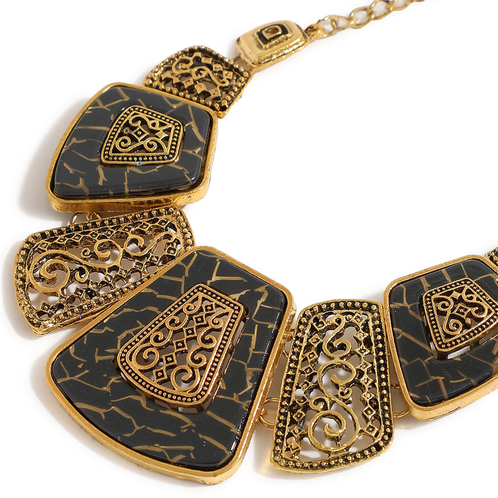 SOHI Women's Gold Plated Stone Necklace
