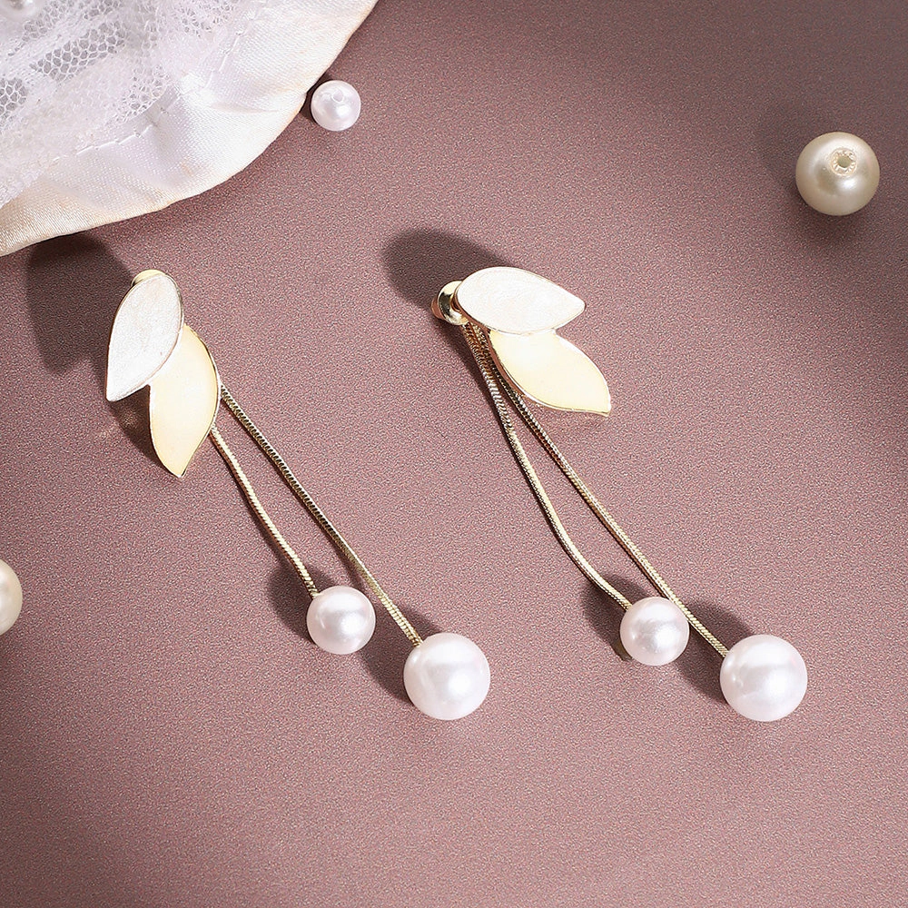 SOHI Women's Petal Drop Earrings