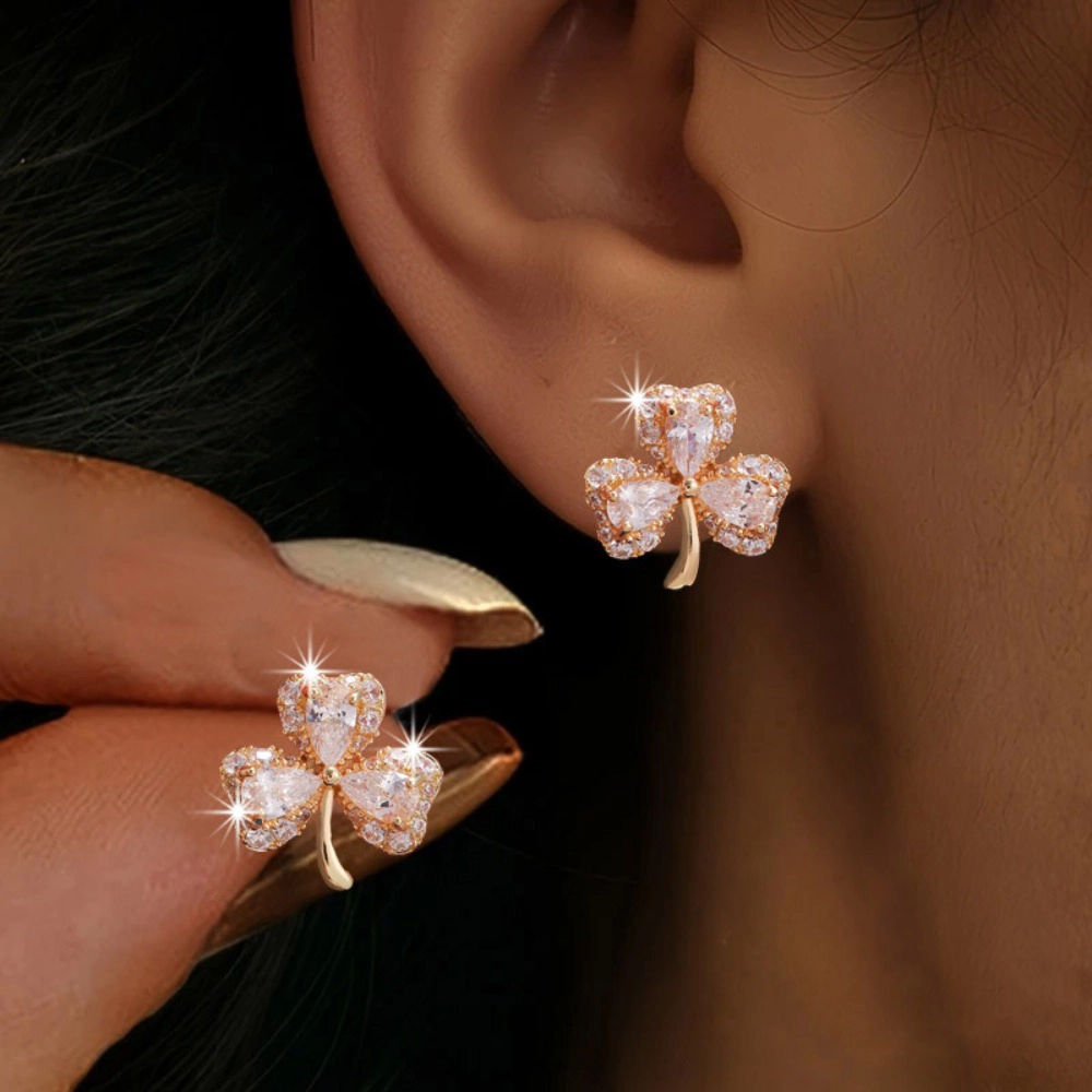 3-Leaf Clover Pear Cut Cubic Zirconia Stud Earring