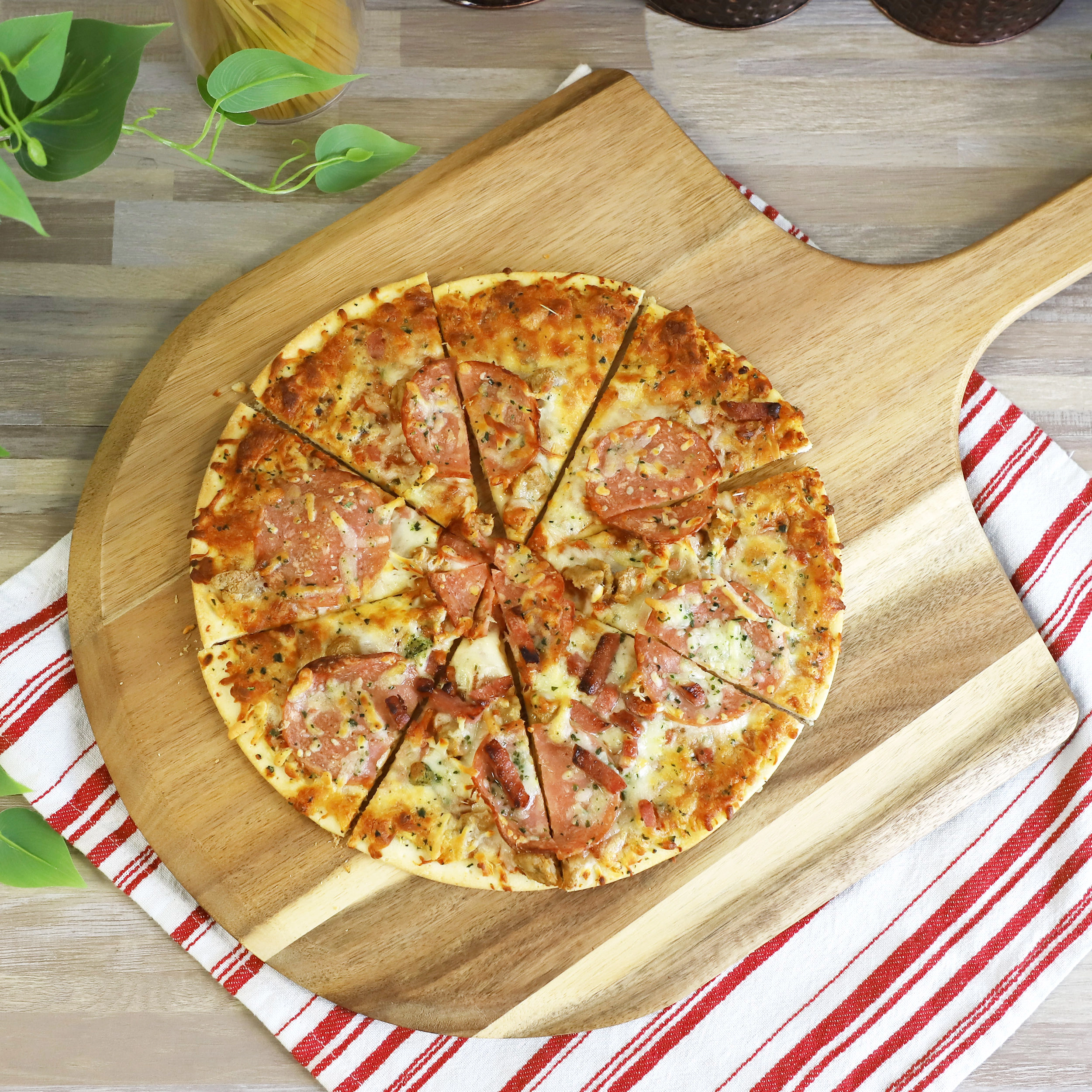 MegaChef Acacia Wood Pizza Peel and Serving Board