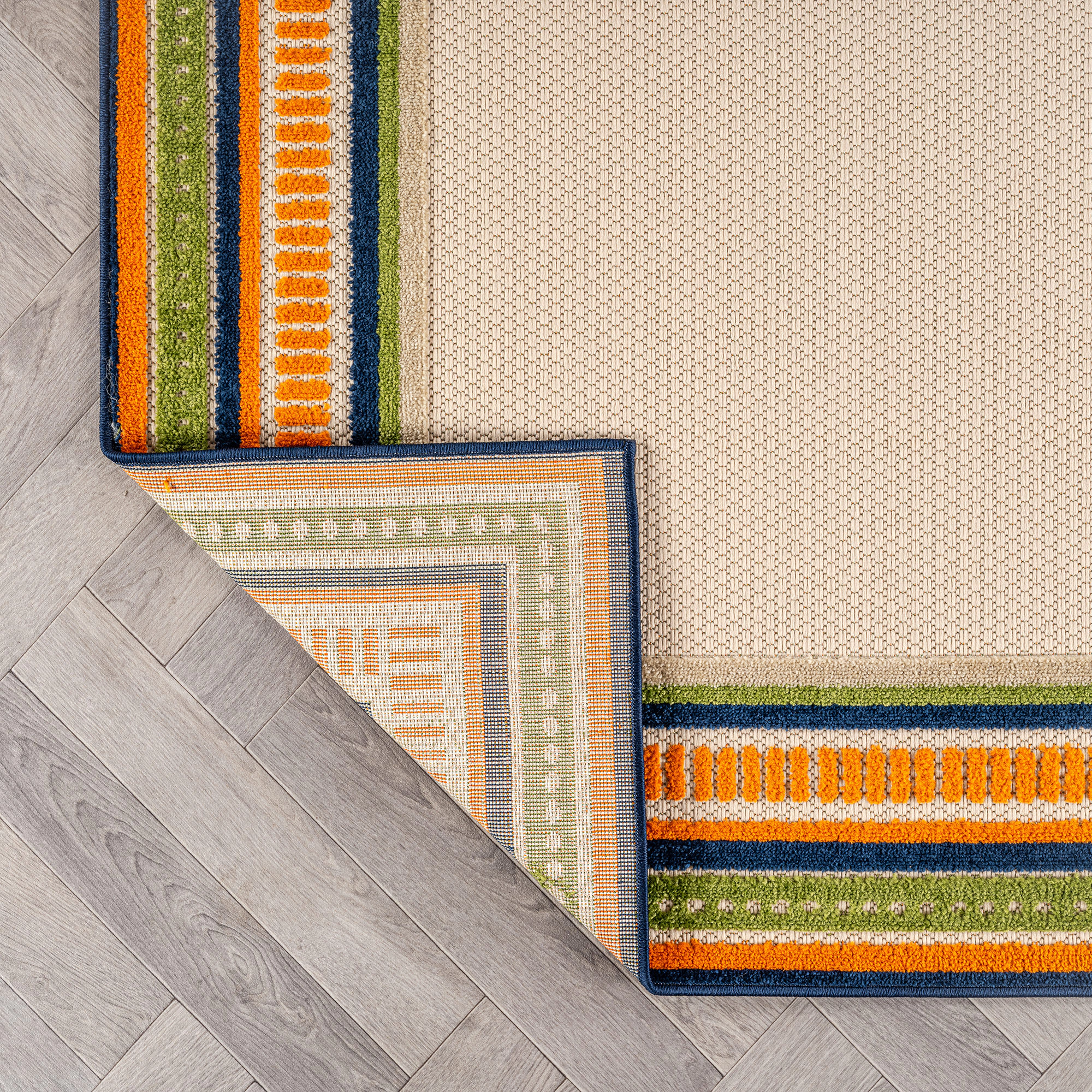 World Rug Gallery Indoor/Outdoor High-Low Textured Area Rug, Coastal Border Ivory/Multi, Easy-Clean Patio