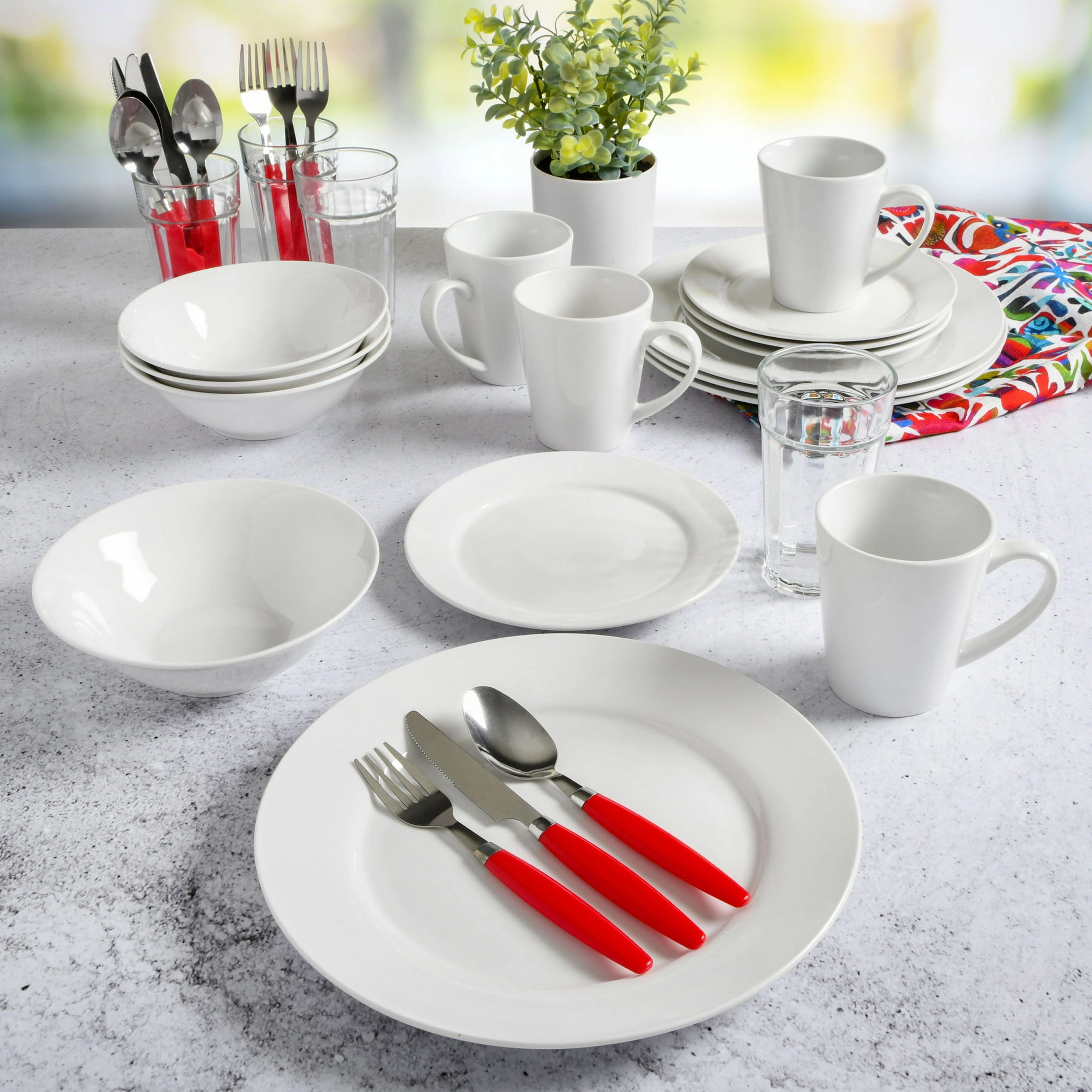 Gibson Home Regal White II 32 Piece Fine Ceramic Dinnerware Combo Set in White