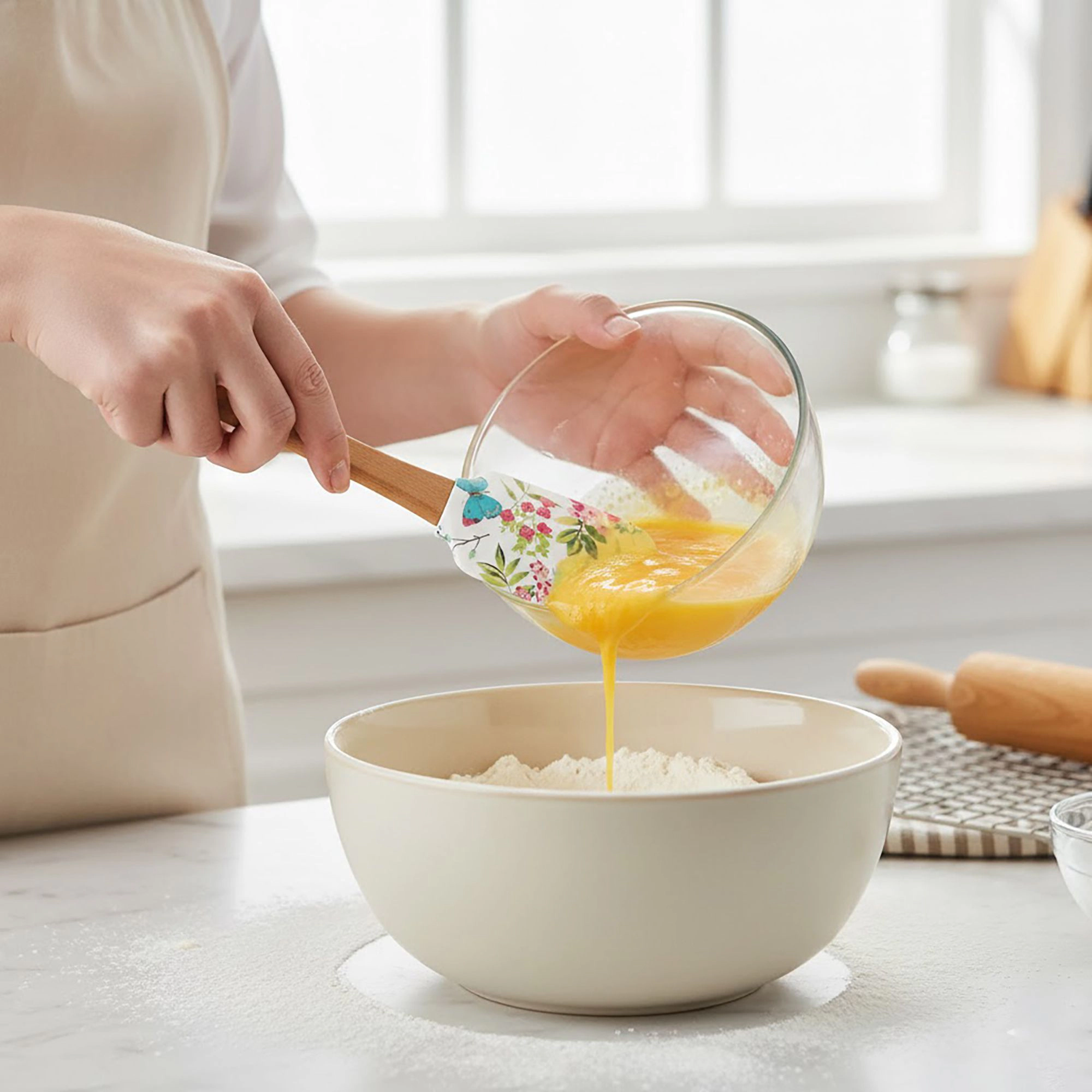 Alilang Unisex Silicone Spatula Set Butterfly Floral Print Wooden Handle Heat Resistant Baking Mixing Tools 2 Piece
