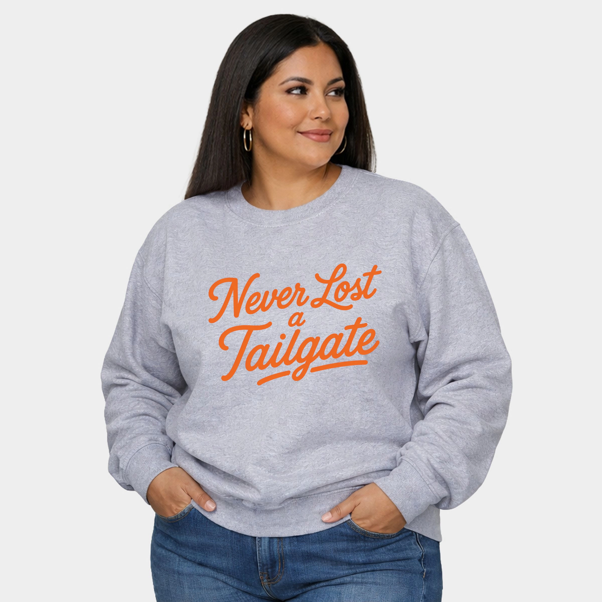 Simply Sage Market - Women's Plus Sized Graphic Sweatshirt Never Lost a Tailgate