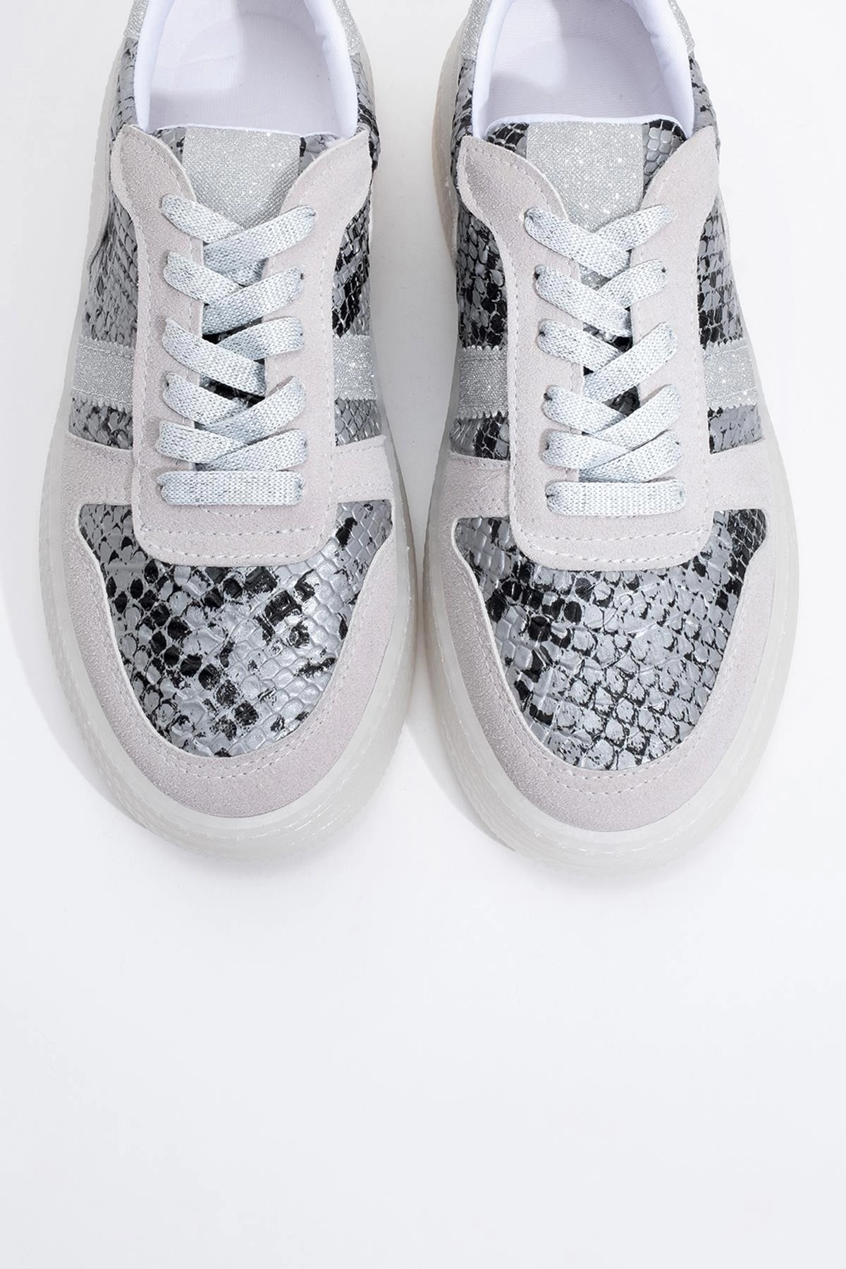 Prologue Shoes Womens Rexie Glitter Sneakers