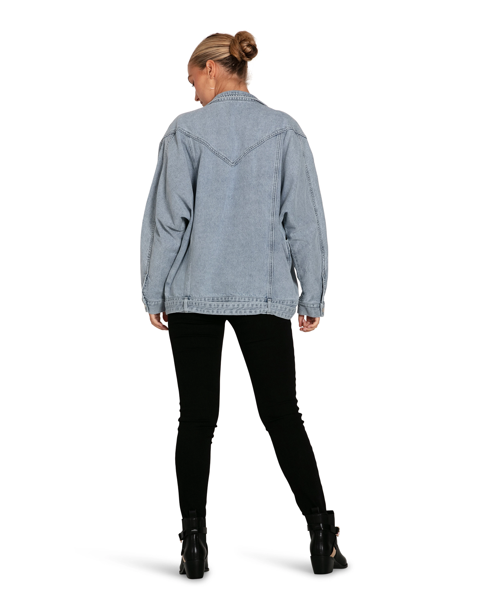 Belle & Bloom Womens All About You Denim Jacket