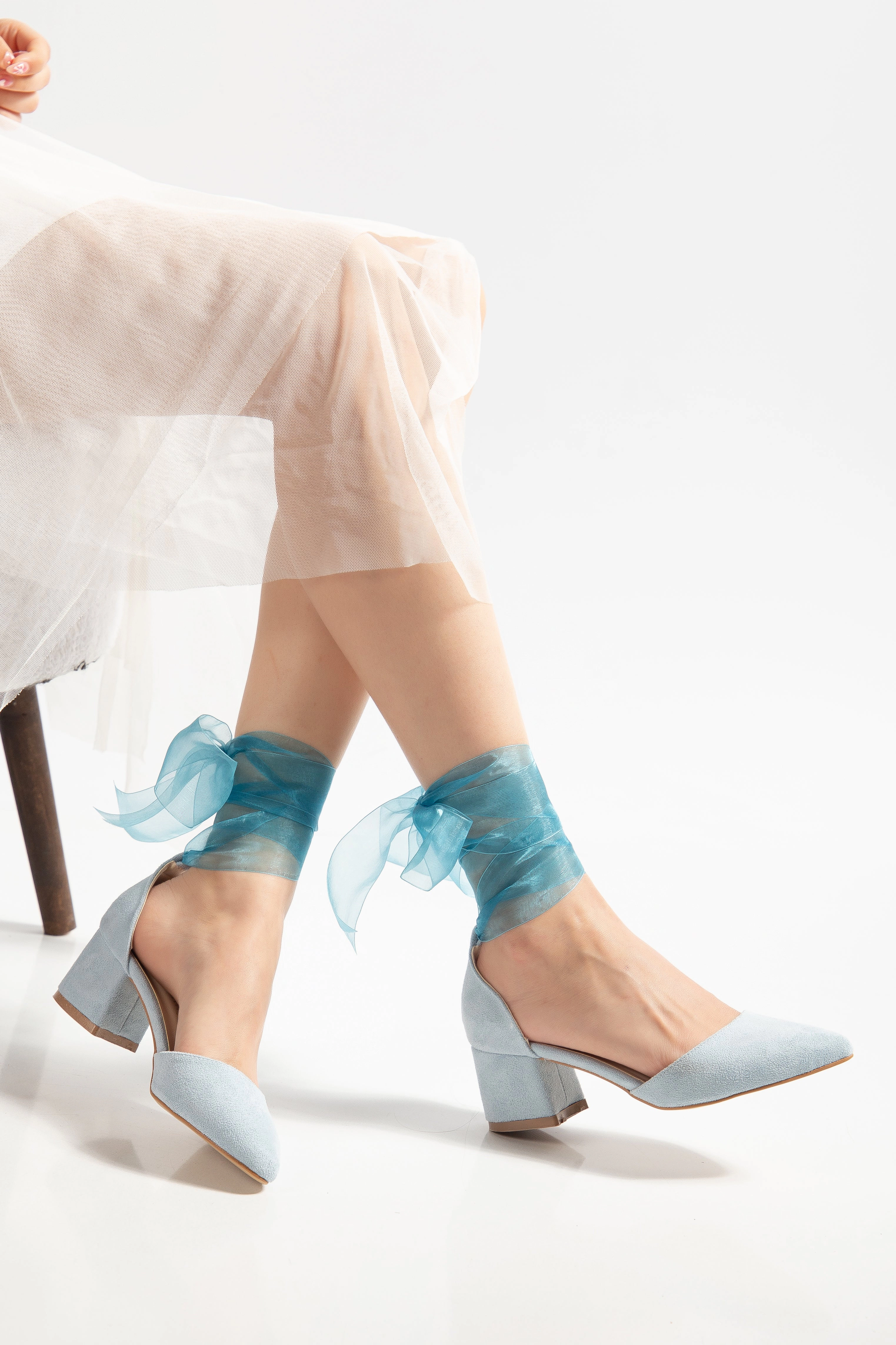 Forever & Always Womens Fiona Low Block Heels with Ribbon Pump