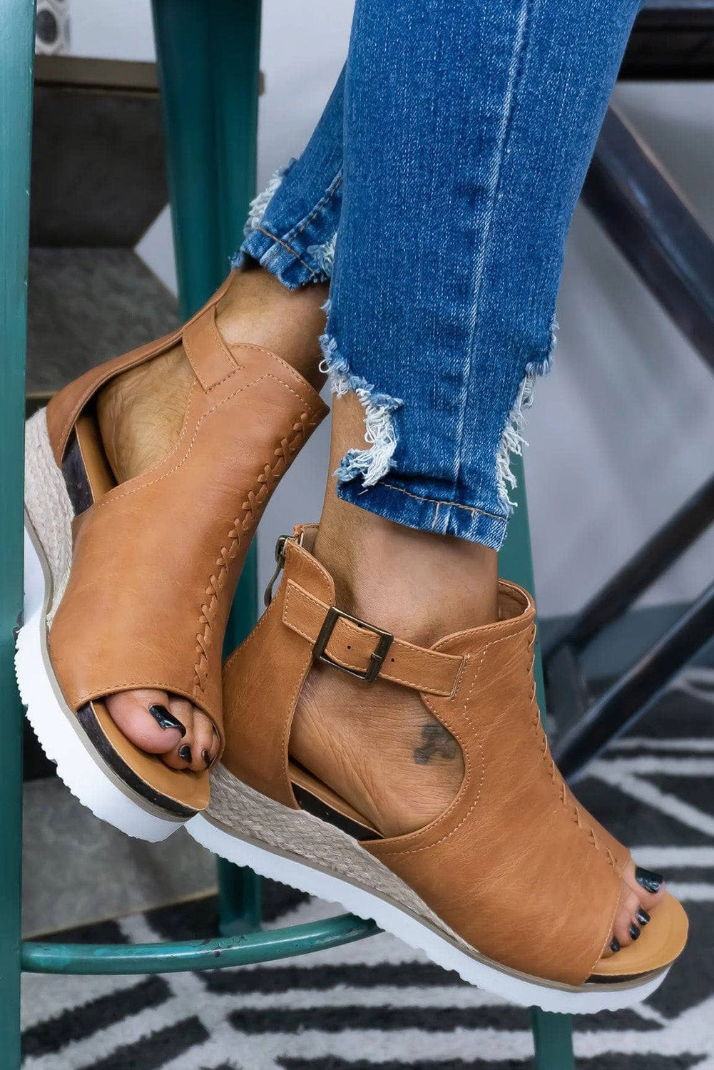 Threaded Pear Women's Ashley Buckle Strap Platform Sandals