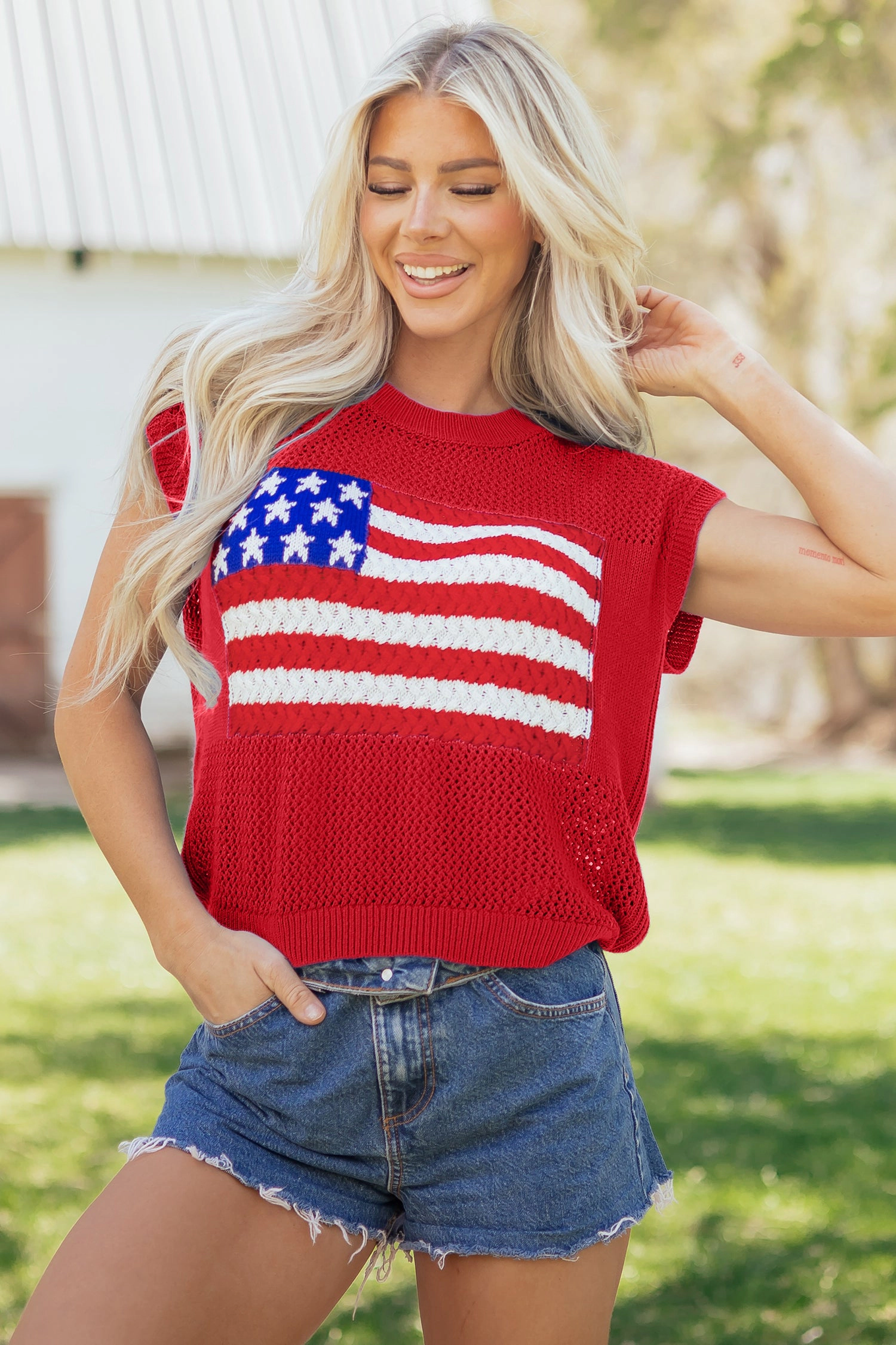 Threaded Pear Emely Graphic Short Sleeve Sweater