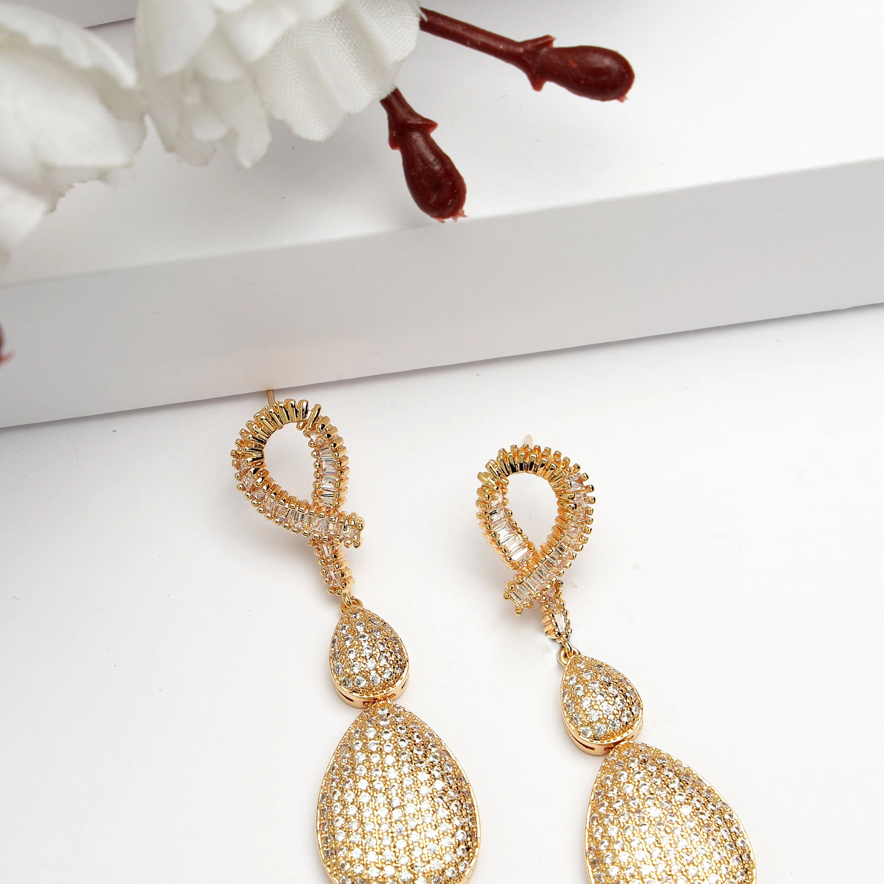 AGP PARIS Womens Diva Collection Zirconia Double Raindrop Earrings