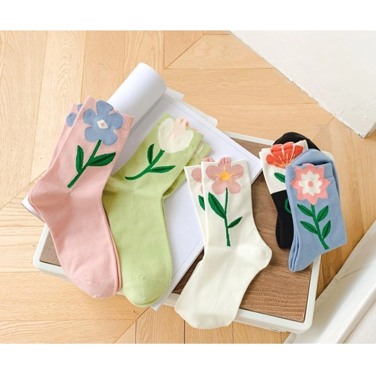 Wardrobe Whimsy 5 Pairs Cute Cotton Socks for Women Novelty Ankle Athletics Sock