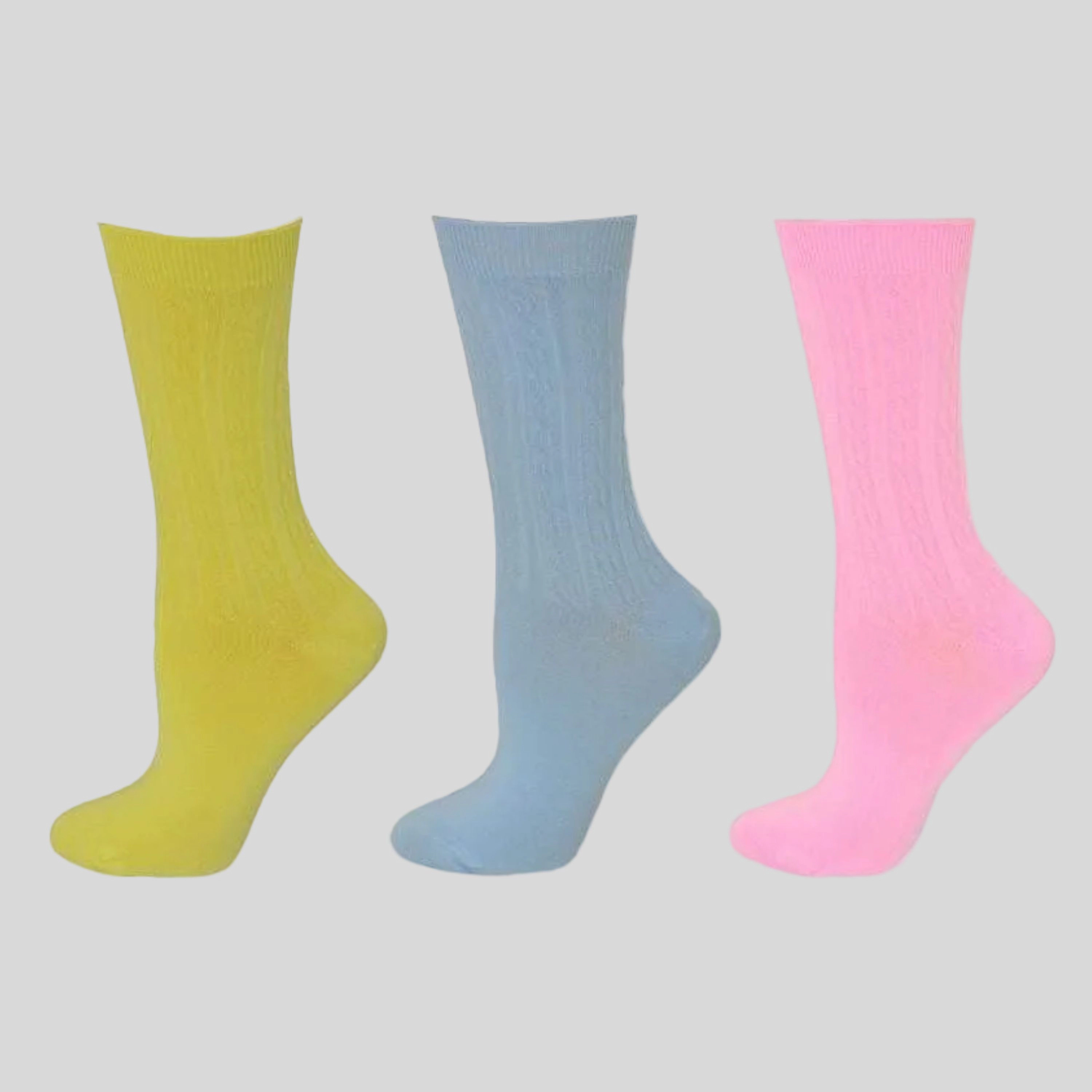 Wear Sierra Women's Crew Socks in 3 Pair Packs