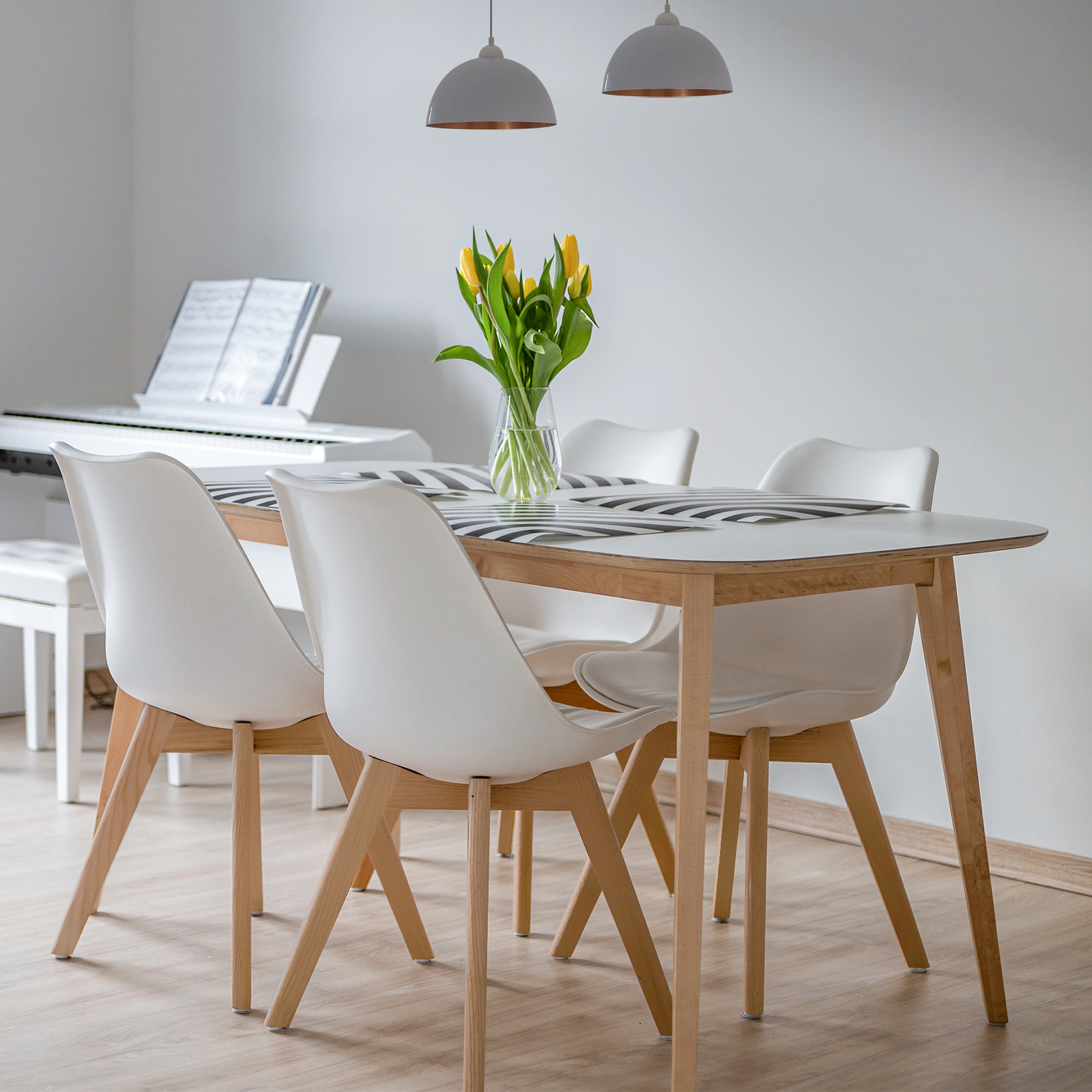 LJG Set of 4 Dining Chairs Mid-Century Modern Shell PU Seat with Wooden Legs