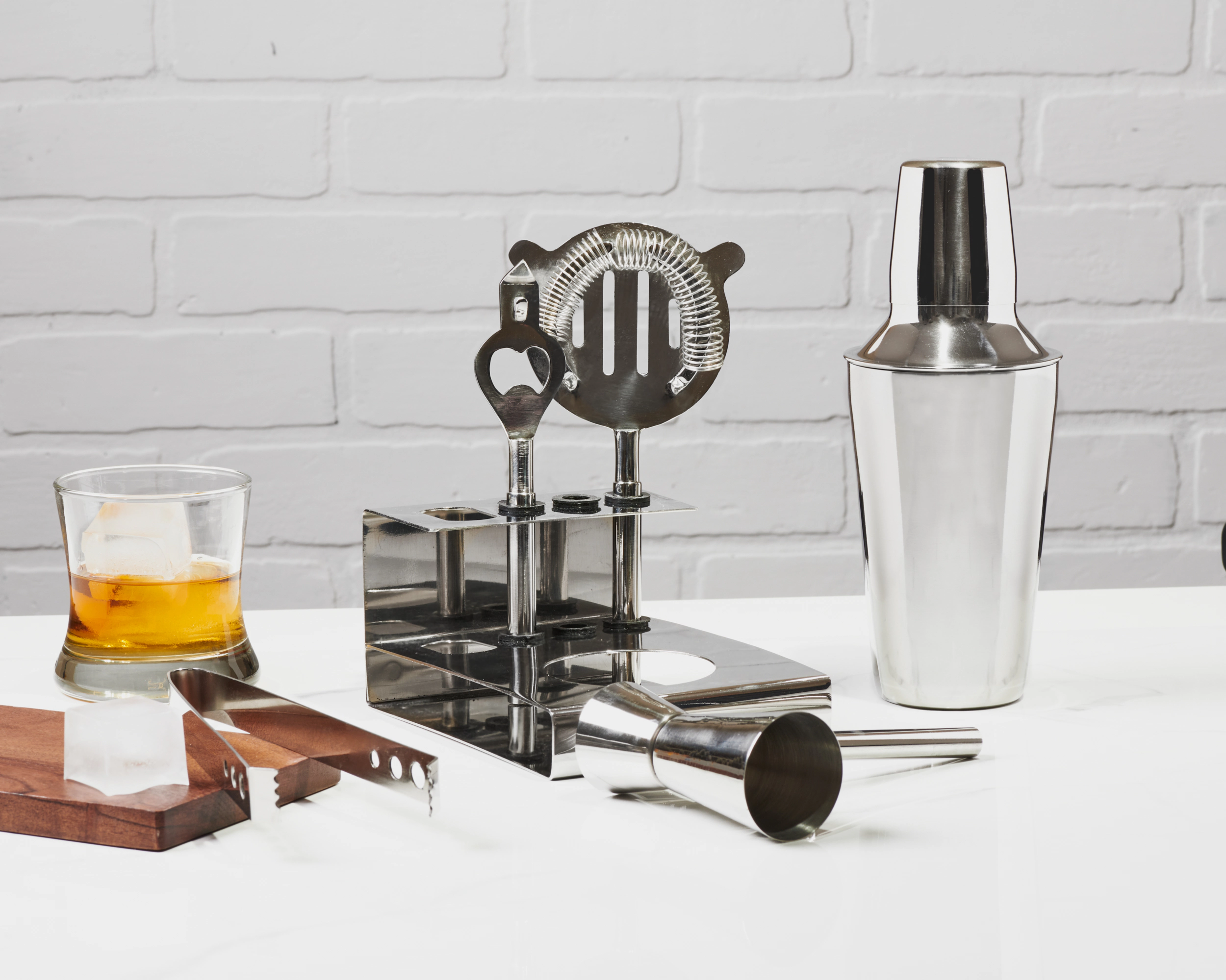 Sol Living Stainless Steel Cocktail Shaker 6-Piece Gift Set